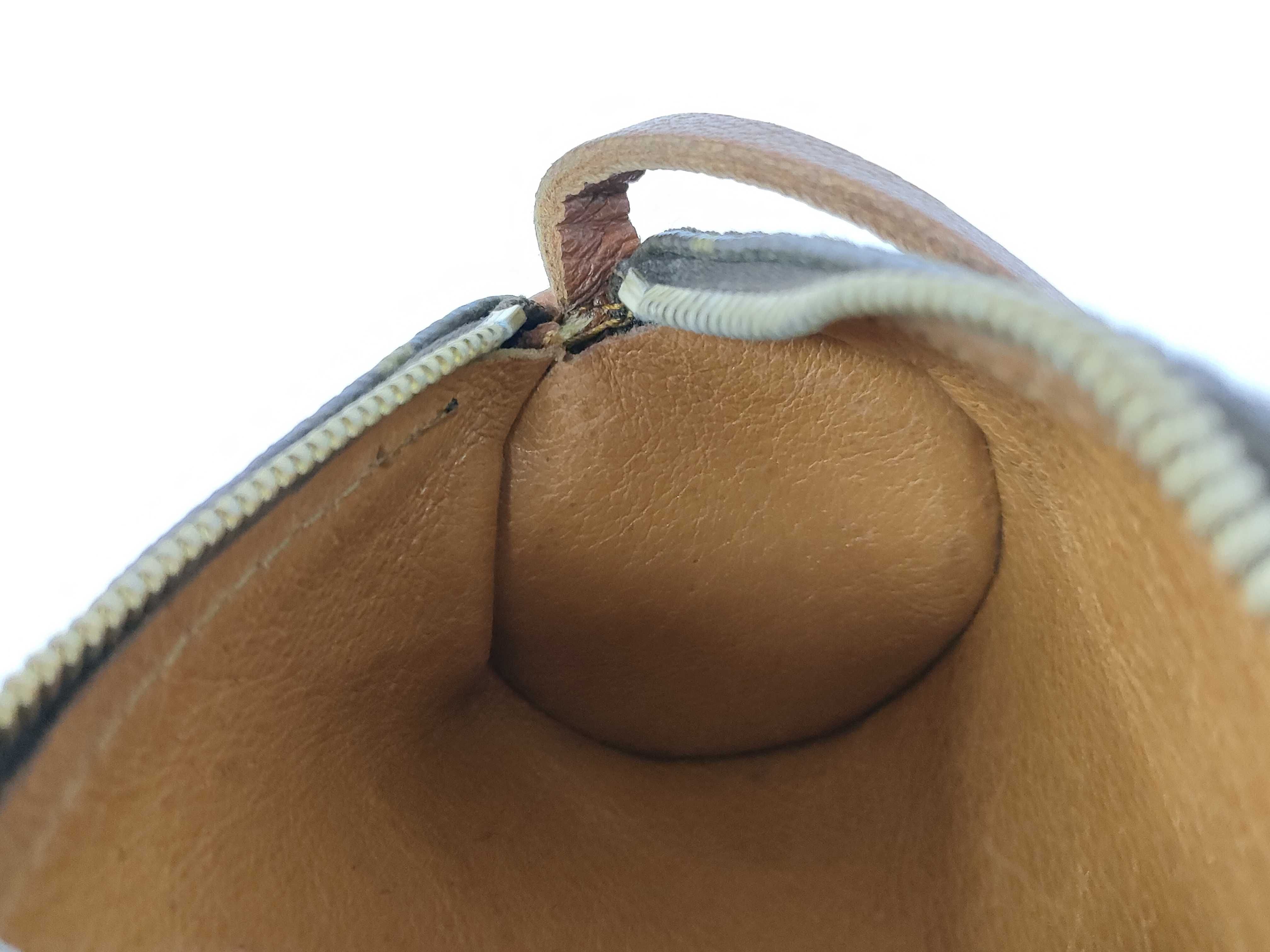 Monogram Louis Vuitton Monogram Pouch — view 10