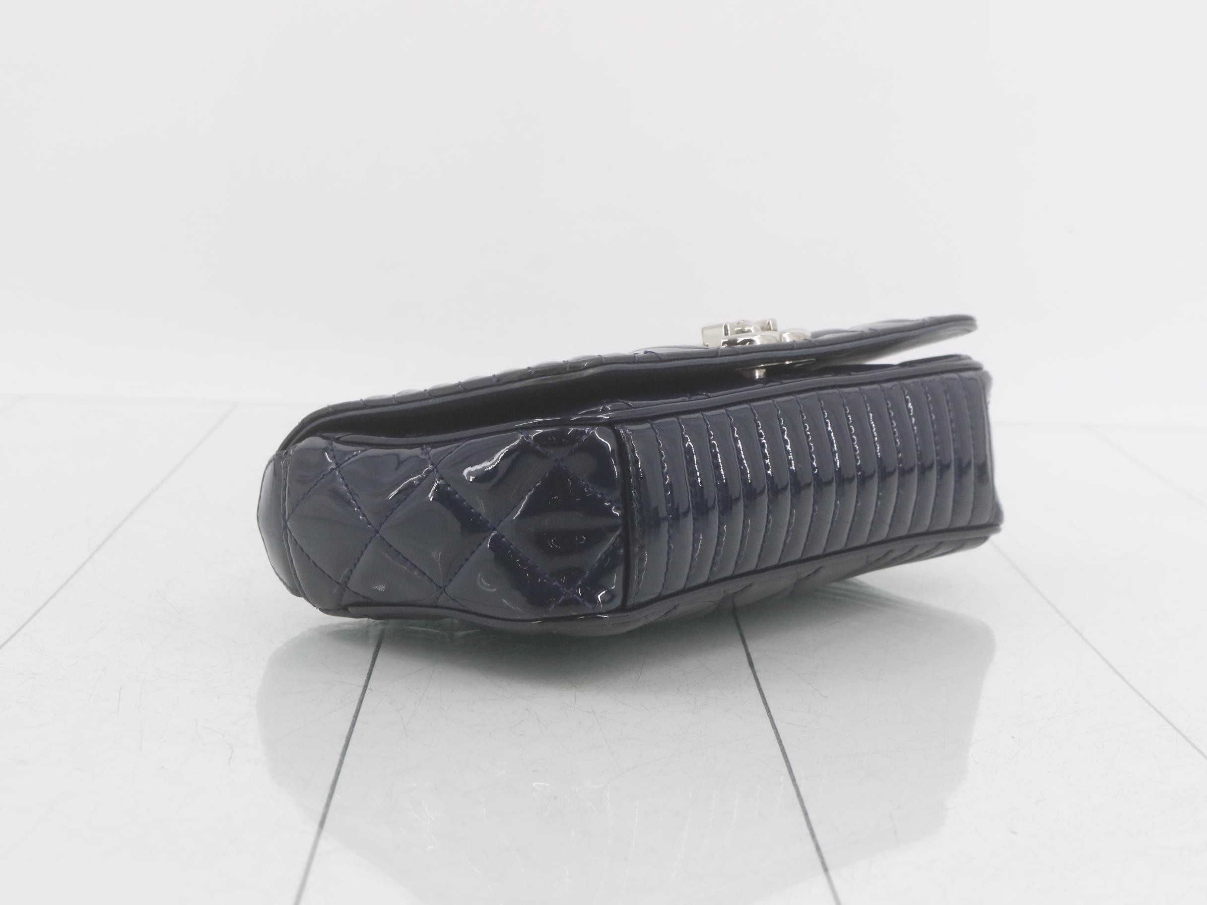 Matelassé Shoulder Bag — view 5