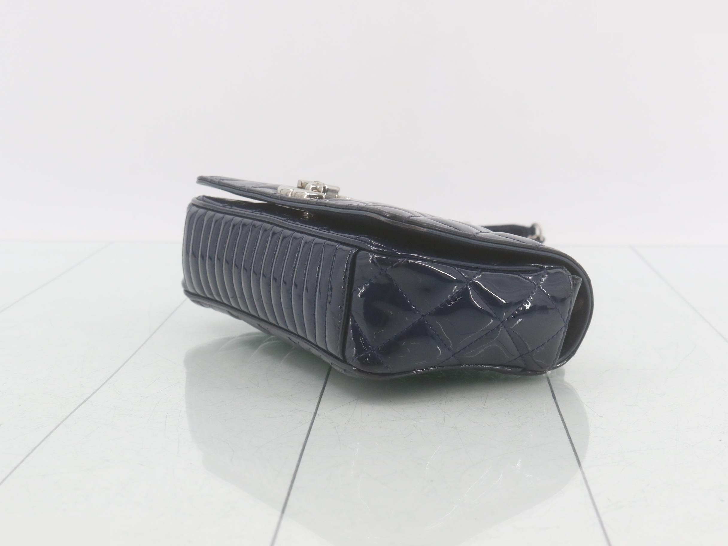 Matelassé Shoulder Bag — view 6