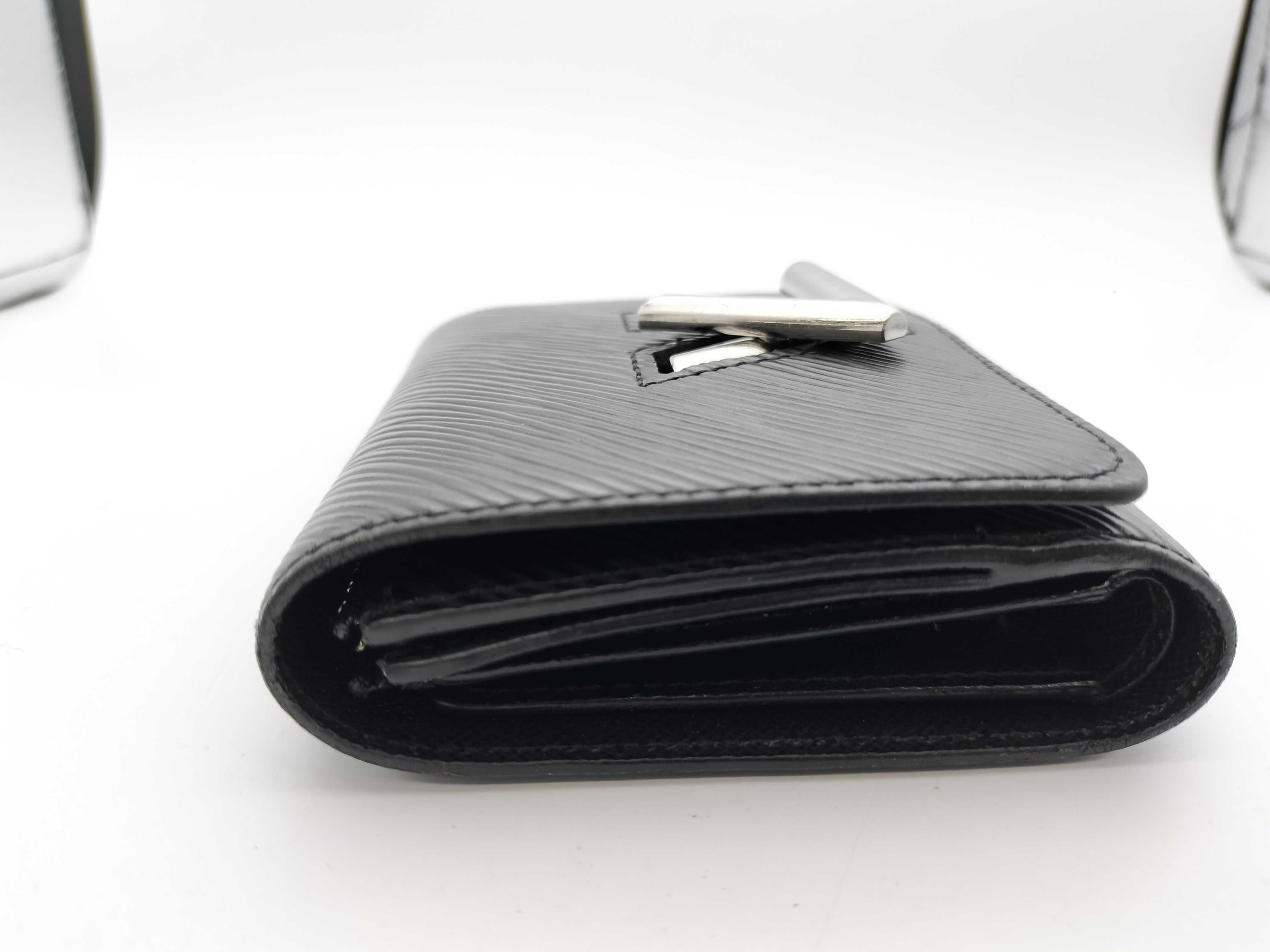 Epi Portefeuille Twist Compact XS M63322 Wallet — view 4