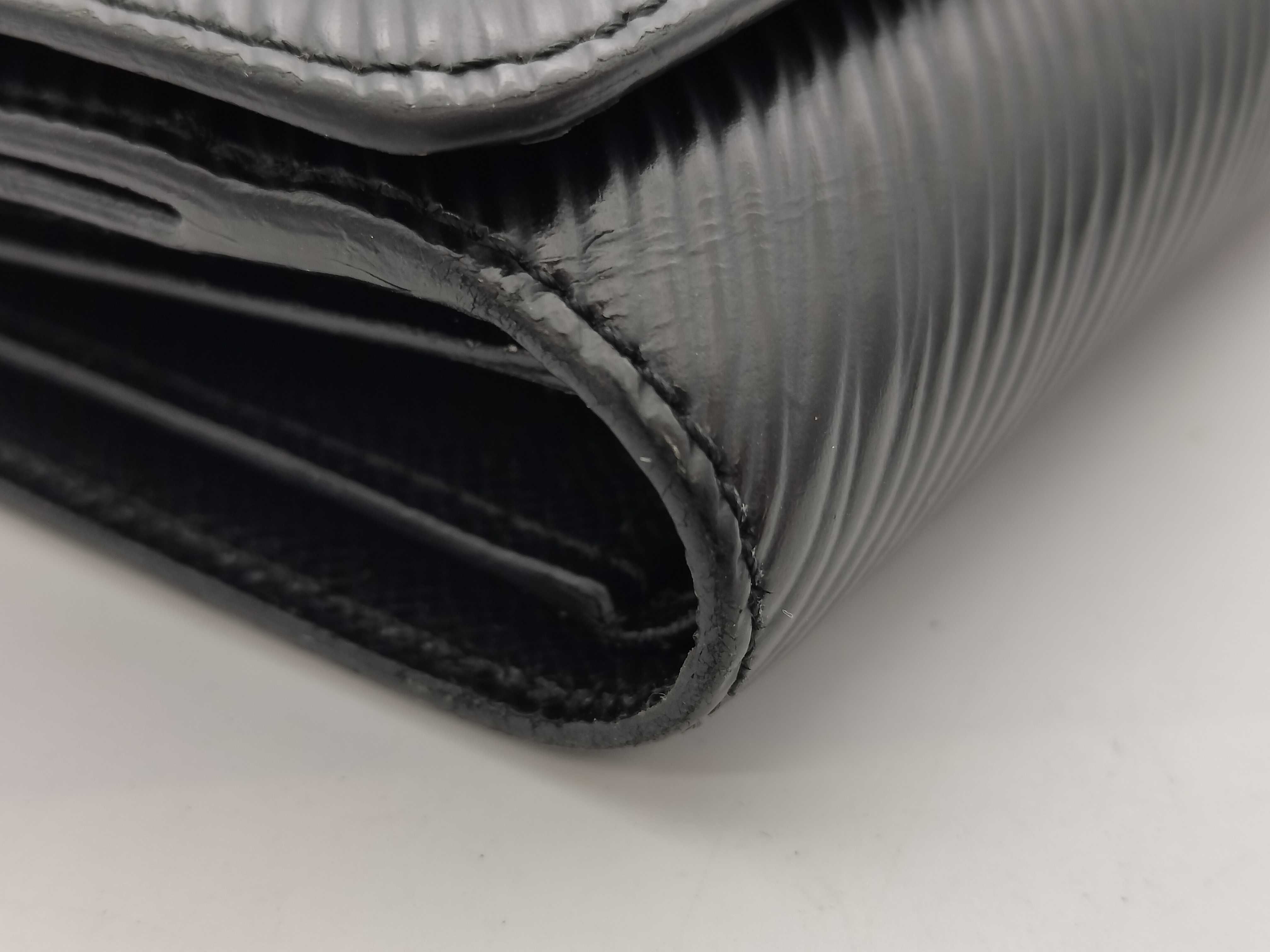 Epi Portefeuille Twist Compact XS M63322 Wallet — view 5