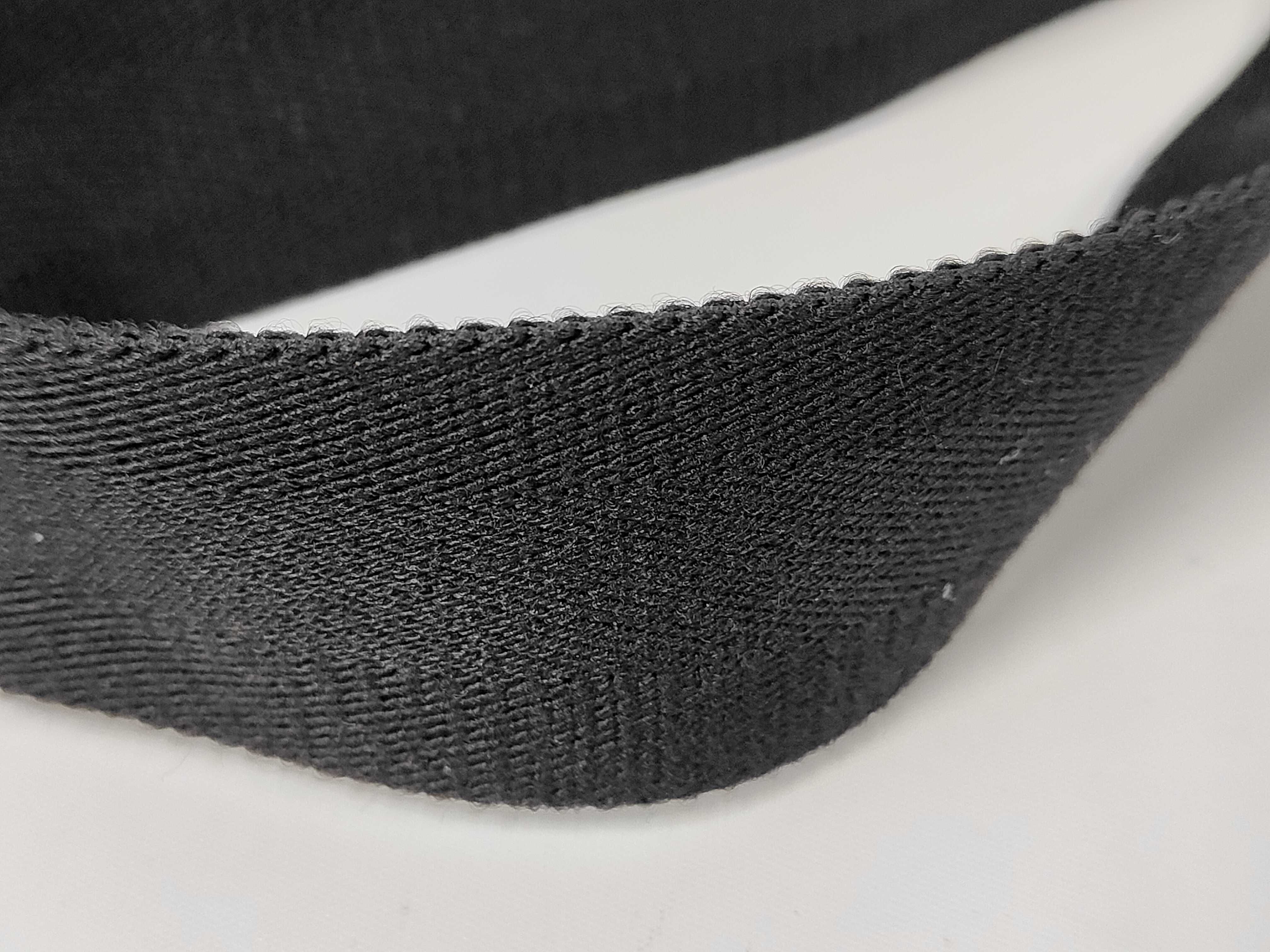 GG Supreme Shoulder Bag — view 4