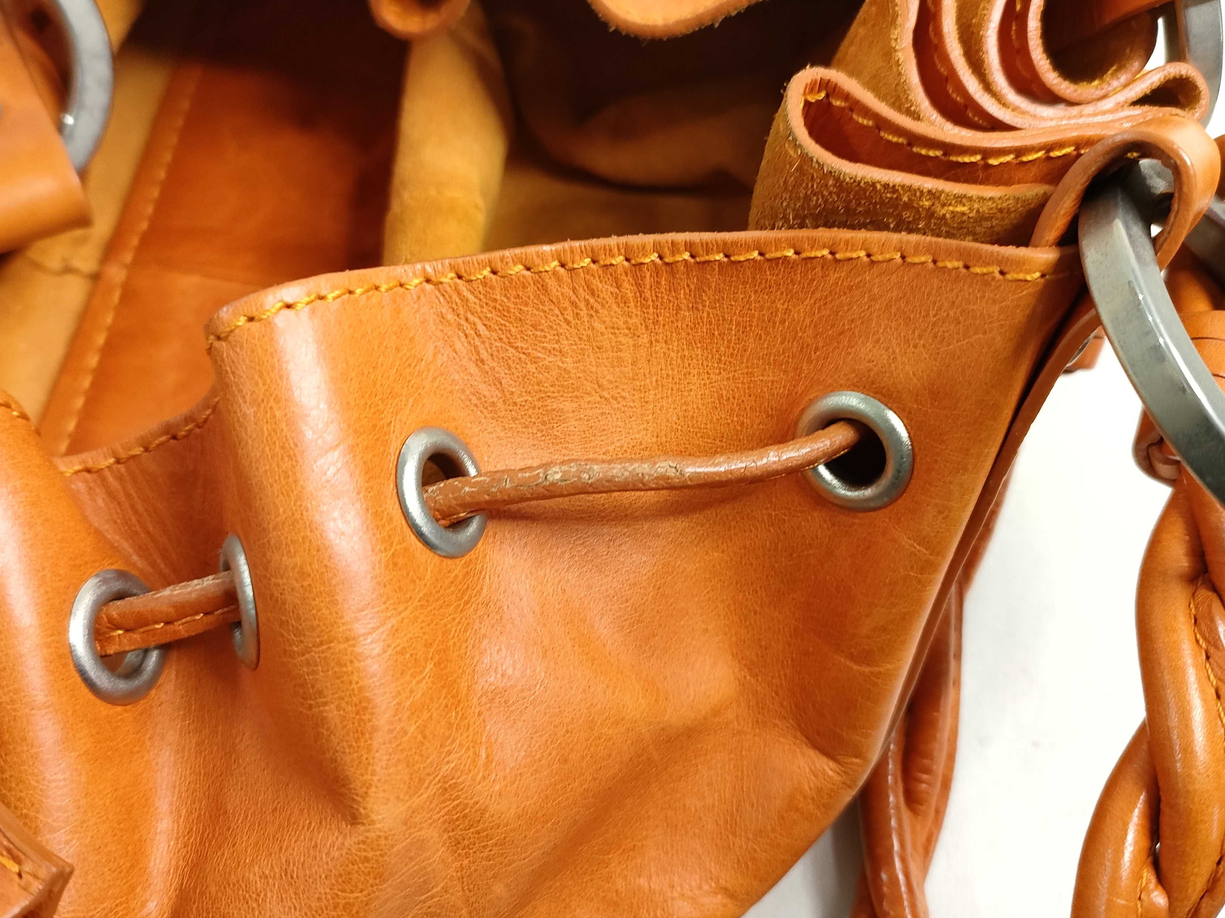 Handbag / Leather Handbag — view 13