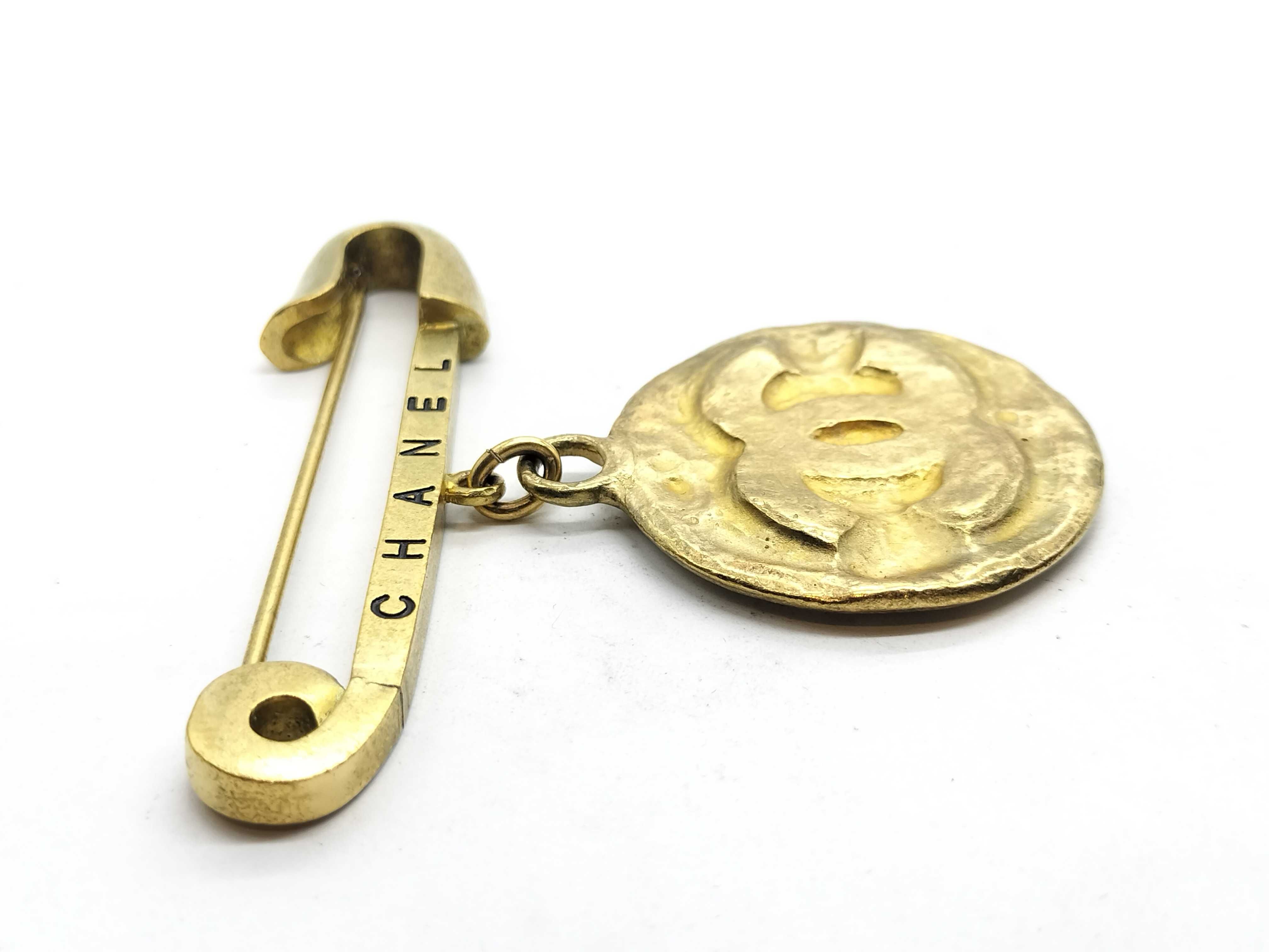 Coco Mark Pin Swing Brooch 94A Brooch — view 4