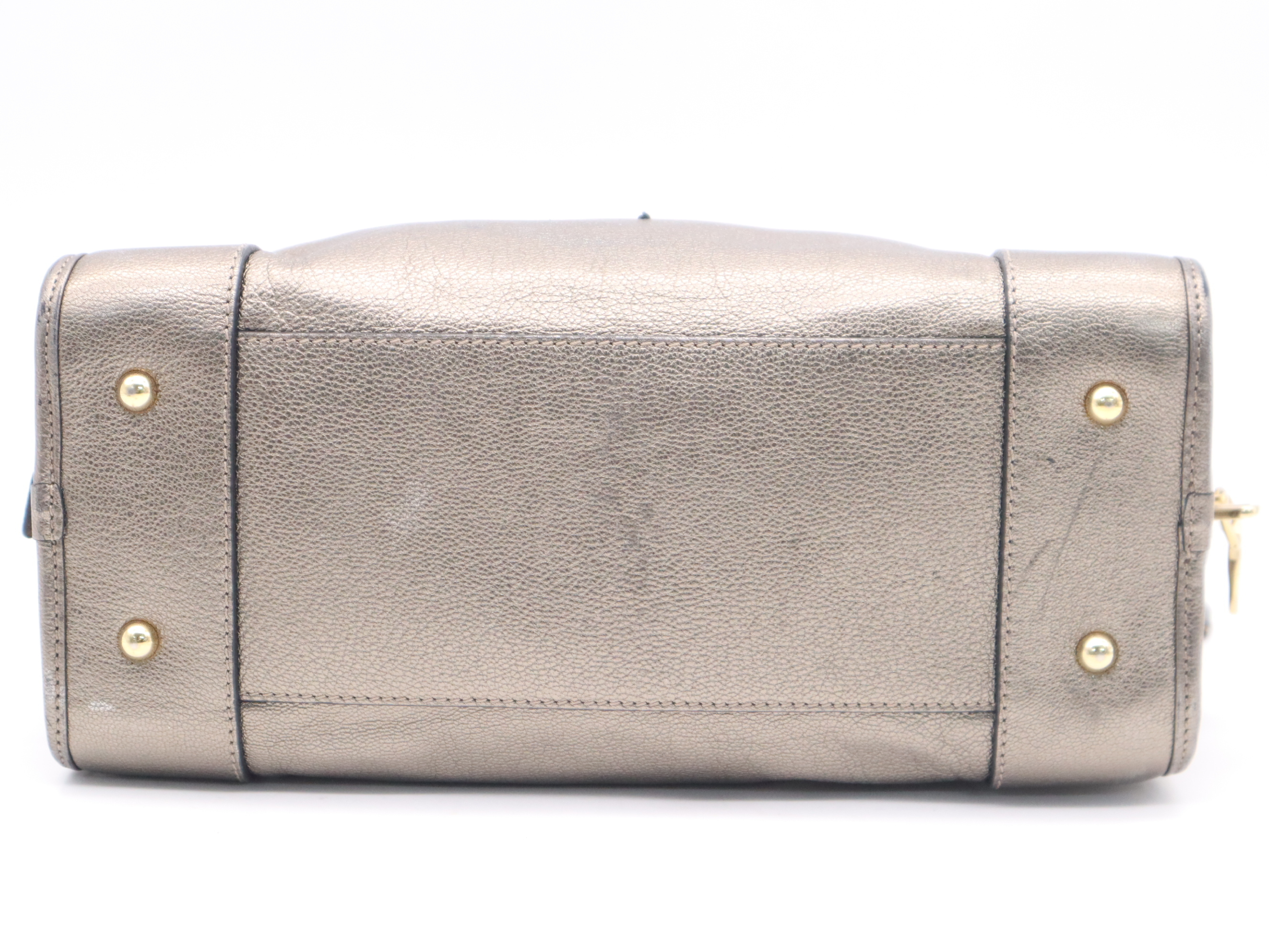 Leather Amazona 28 Handbag with Padlock, 2 Keys, and Clochette (Gold) — view 4