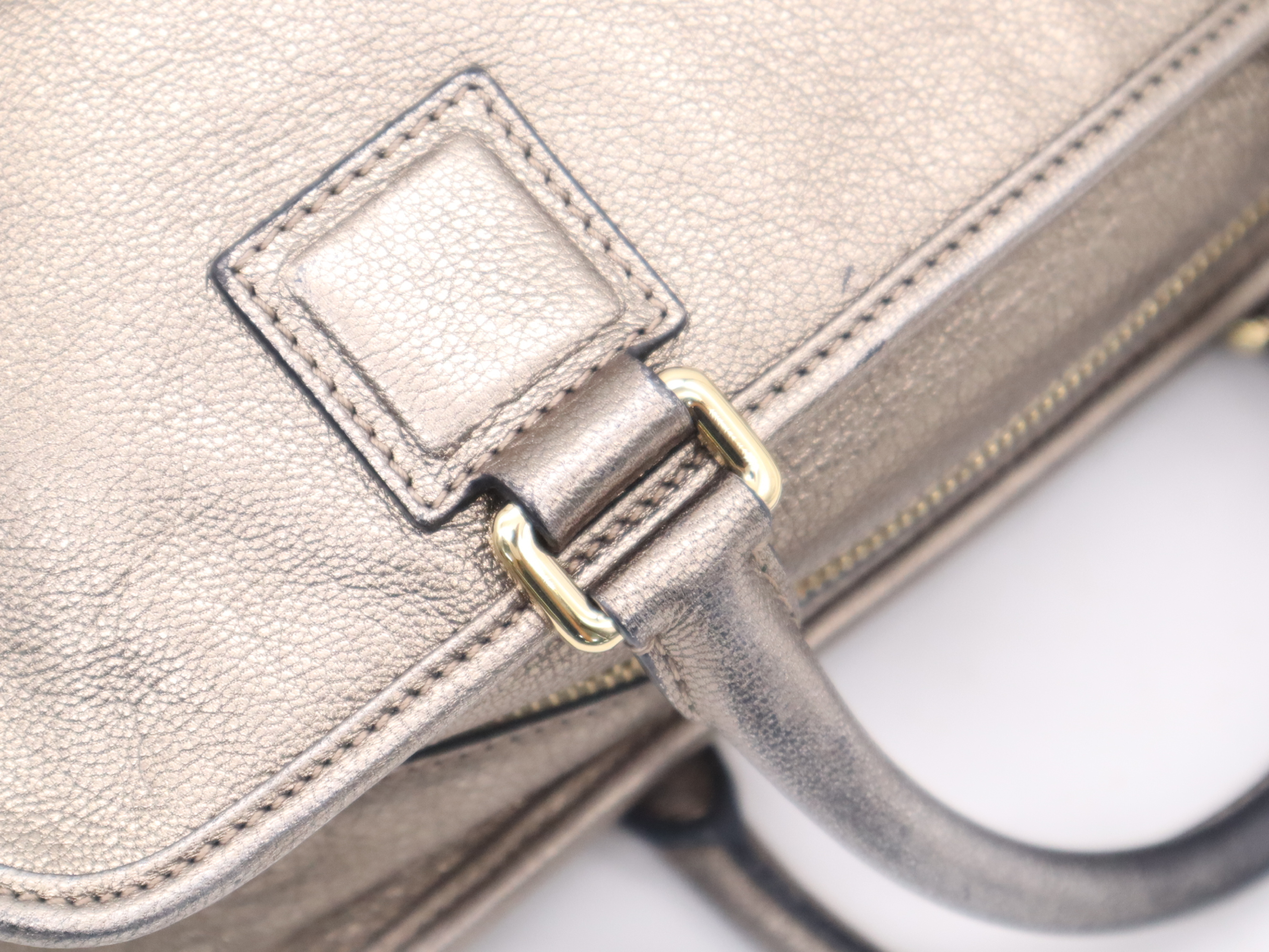 Leather Amazona 28 Handbag with Padlock, 2 Keys, and Clochette (Gold) — view 7