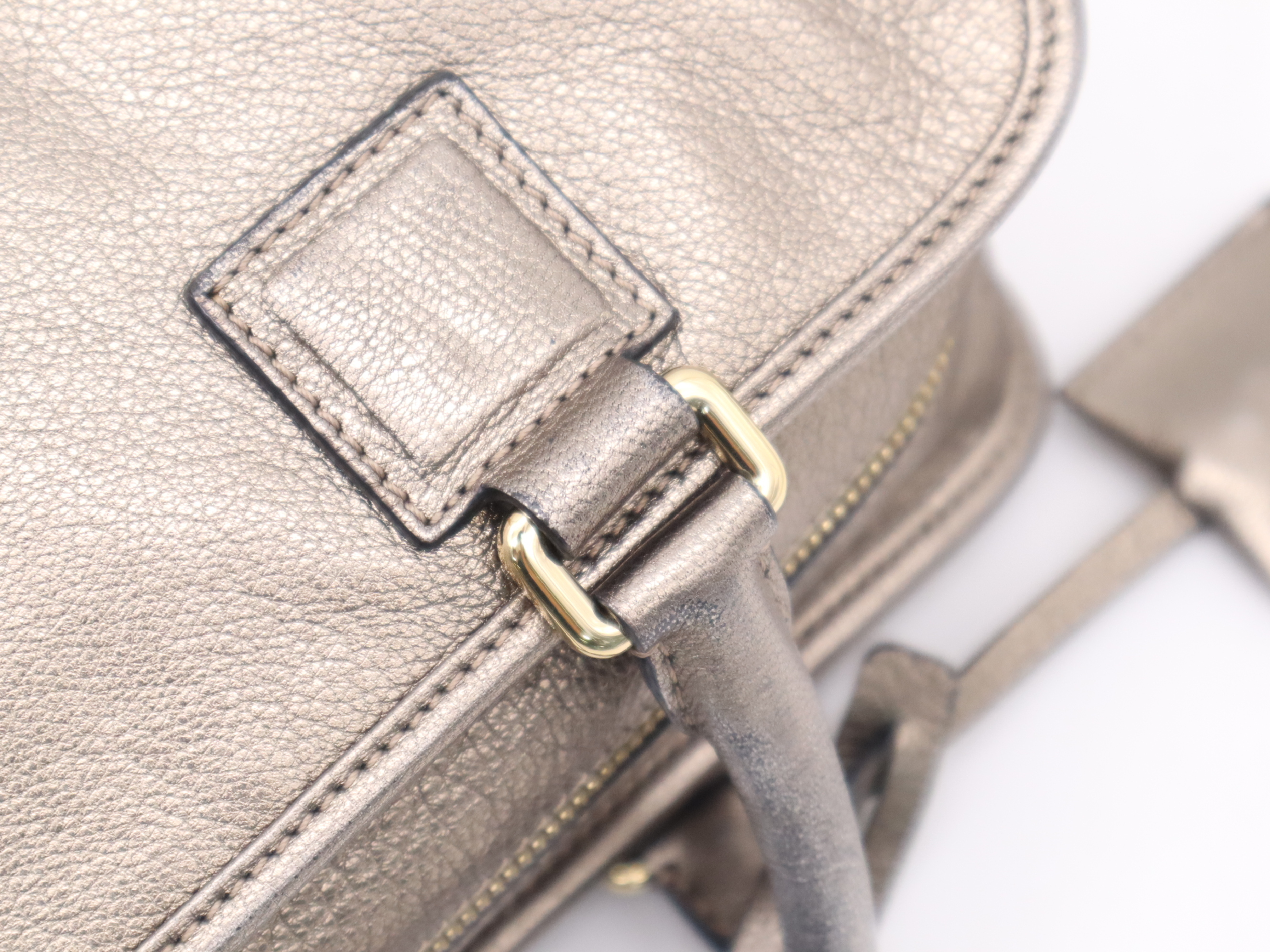Leather Amazona 28 Handbag with Padlock, 2 Keys, and Clochette (Gold) — view 8