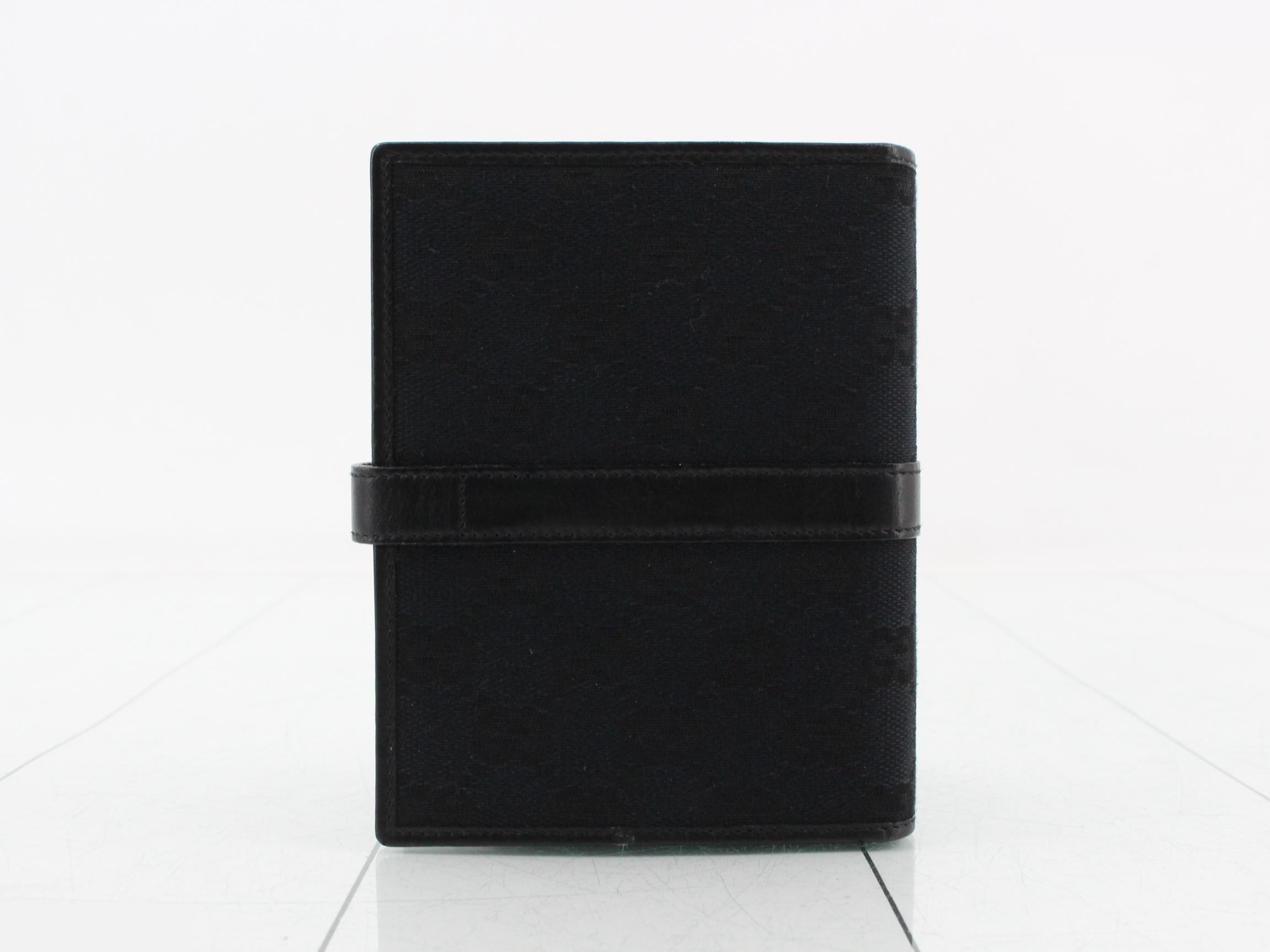 Jackie notebook cover 031 1147 1036 — view 2