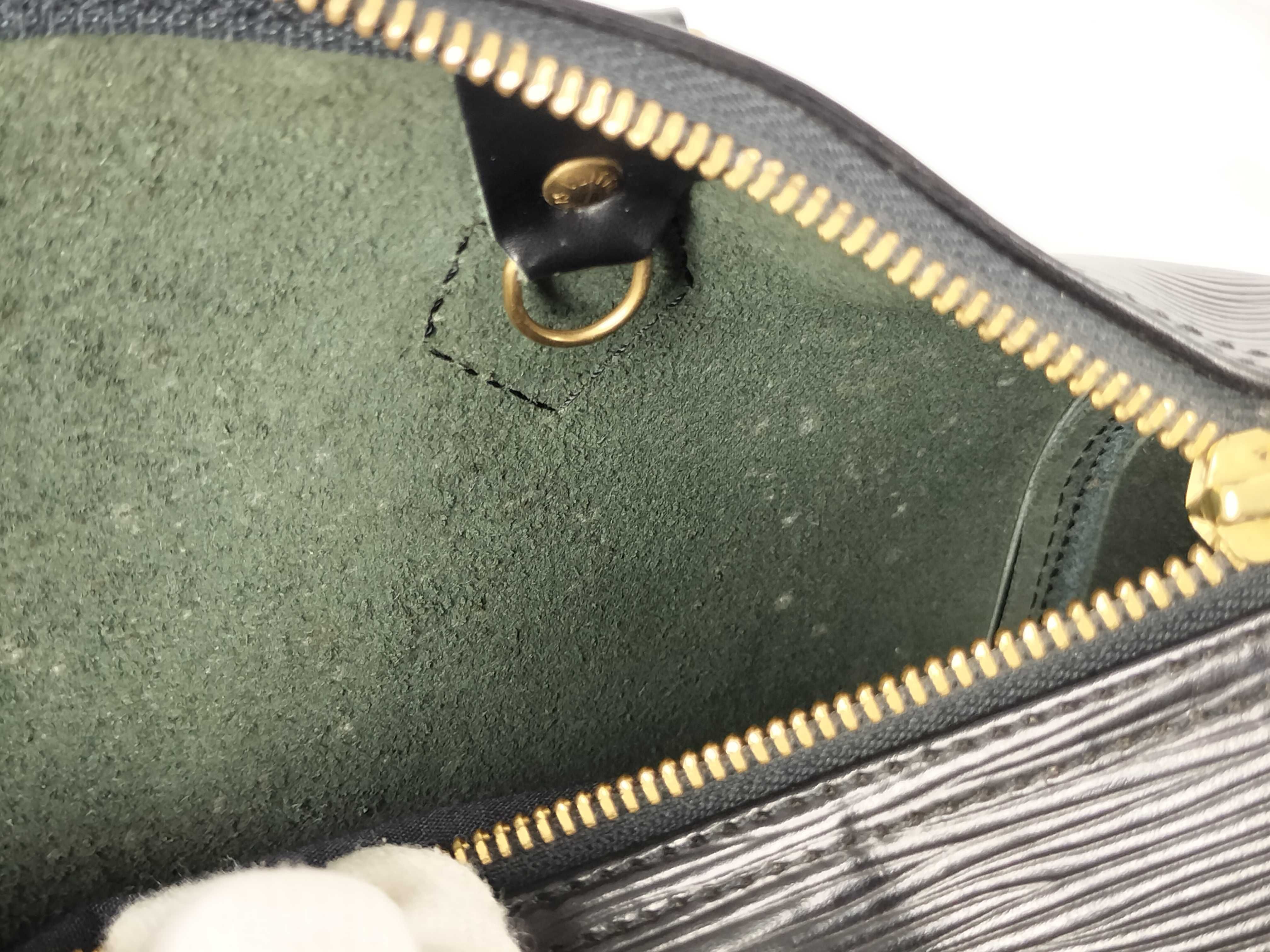 Epi M43012 Speedy 25 Noir Handbag — view 14