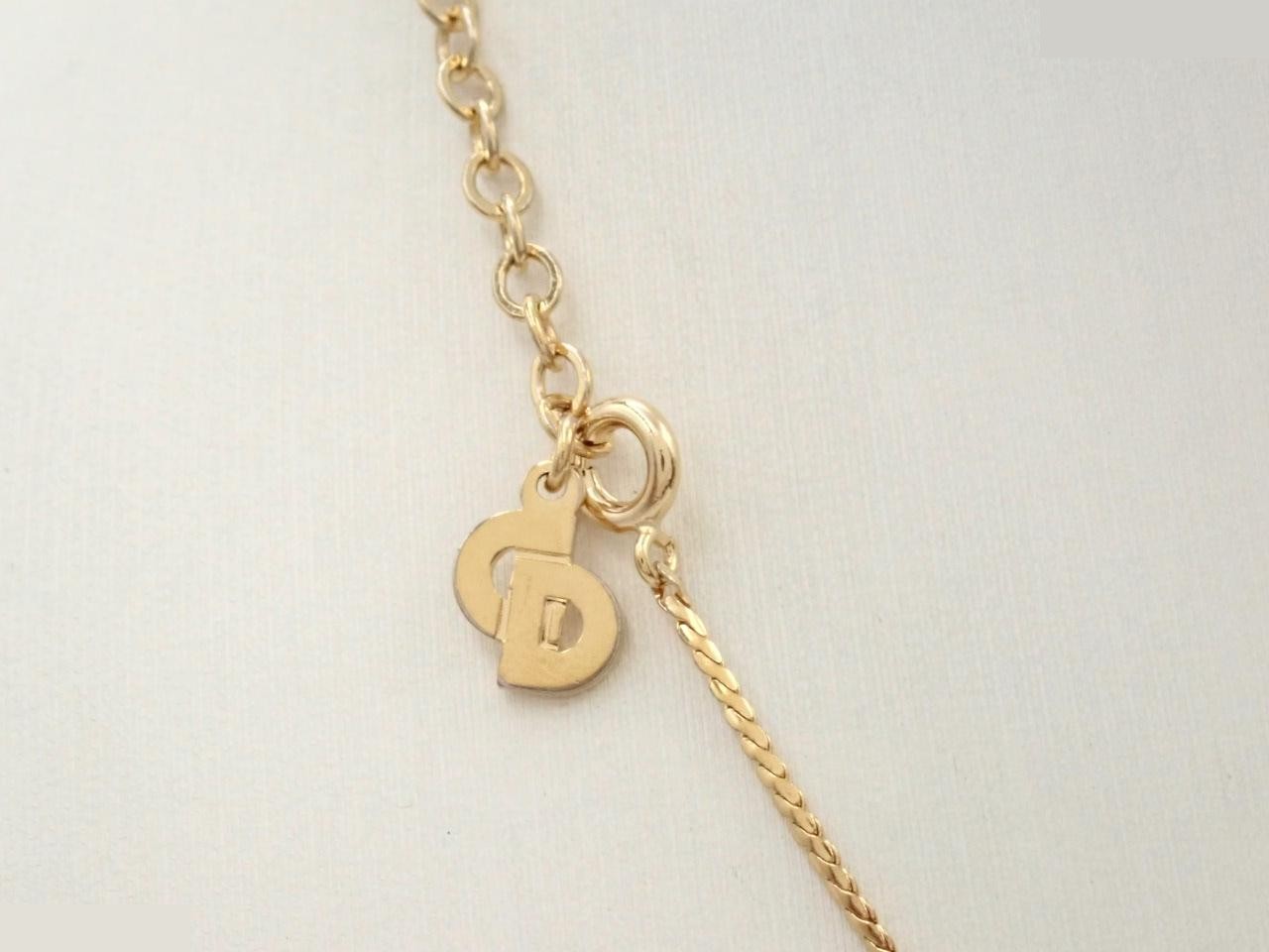 Other lines: Precious metals, necklaces, pendants — view 2