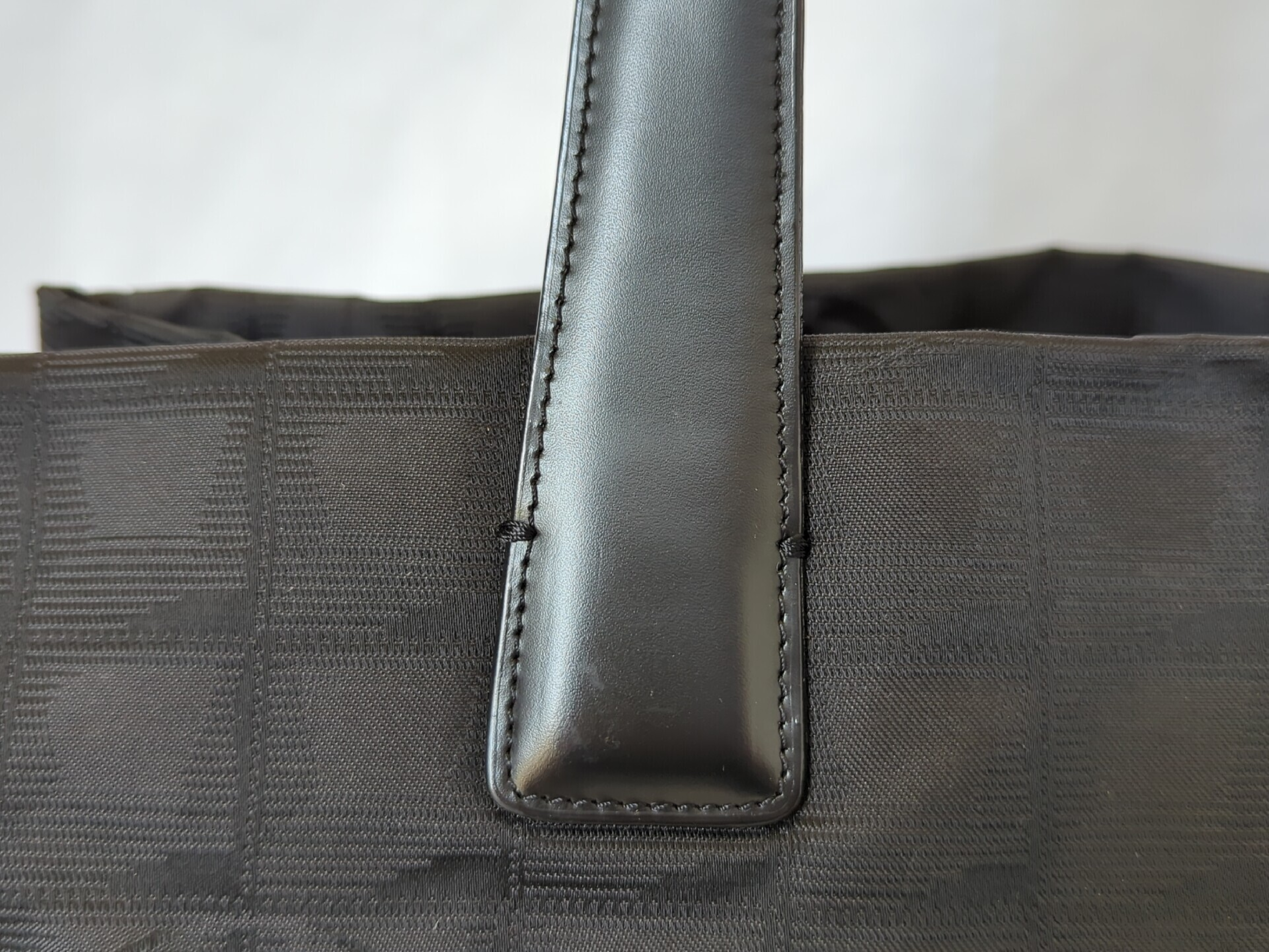 New Travel Line Tote Black No. 10 Tote Bag — view 10