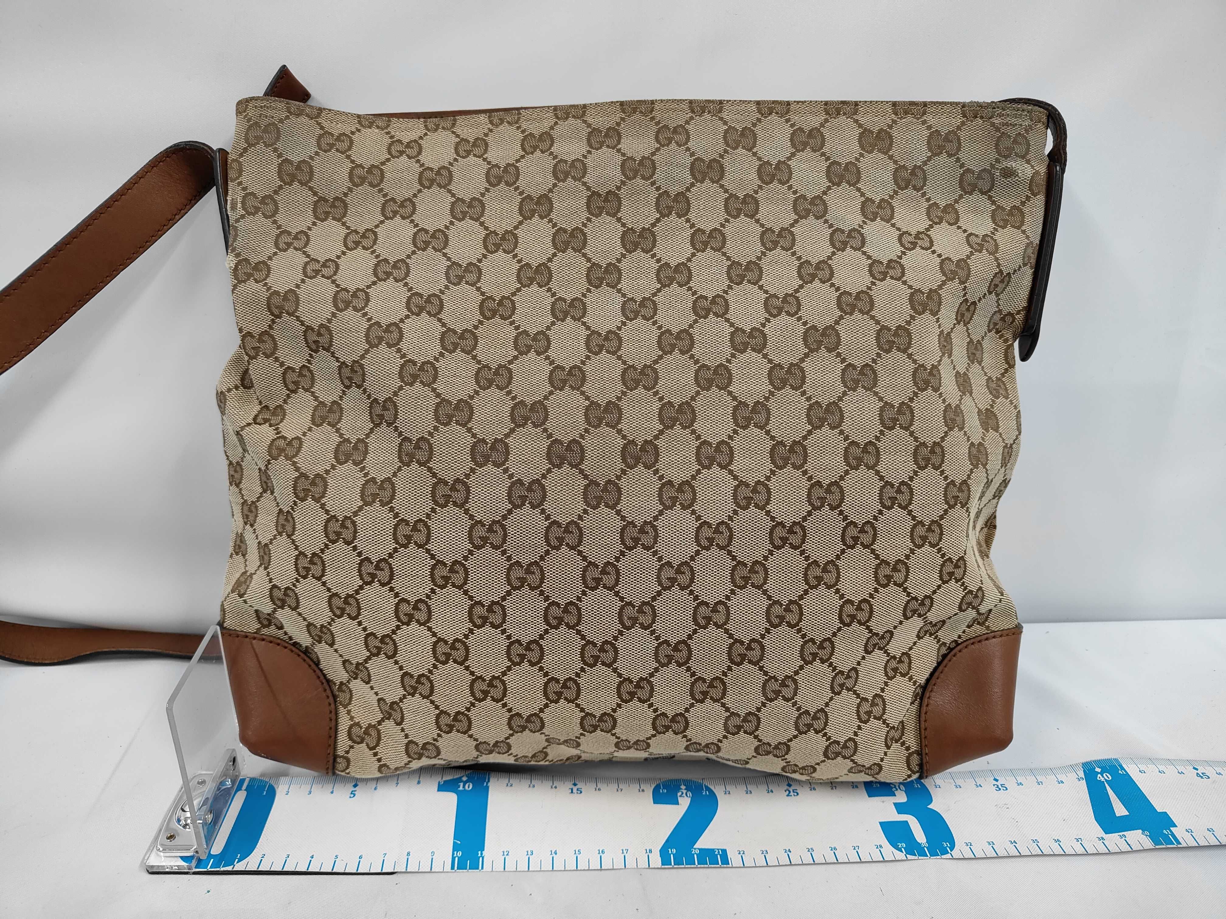 Shoulder Bag GG Canvas Shoulder Bag — view 2