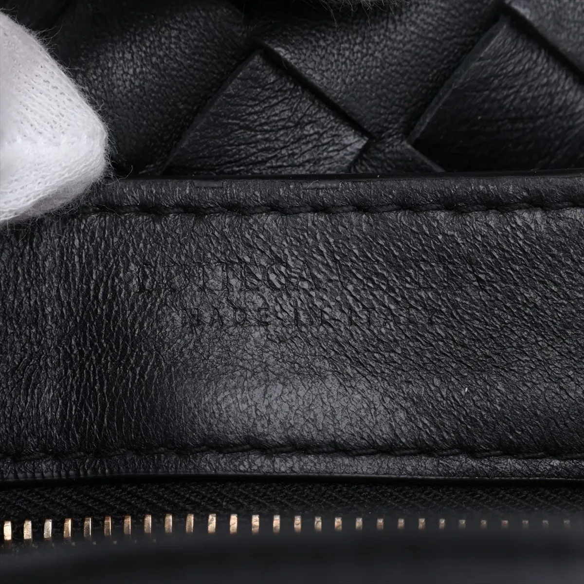 Intrecciato Small Andiamo Leather 2-Way Handbag, Black — view 11