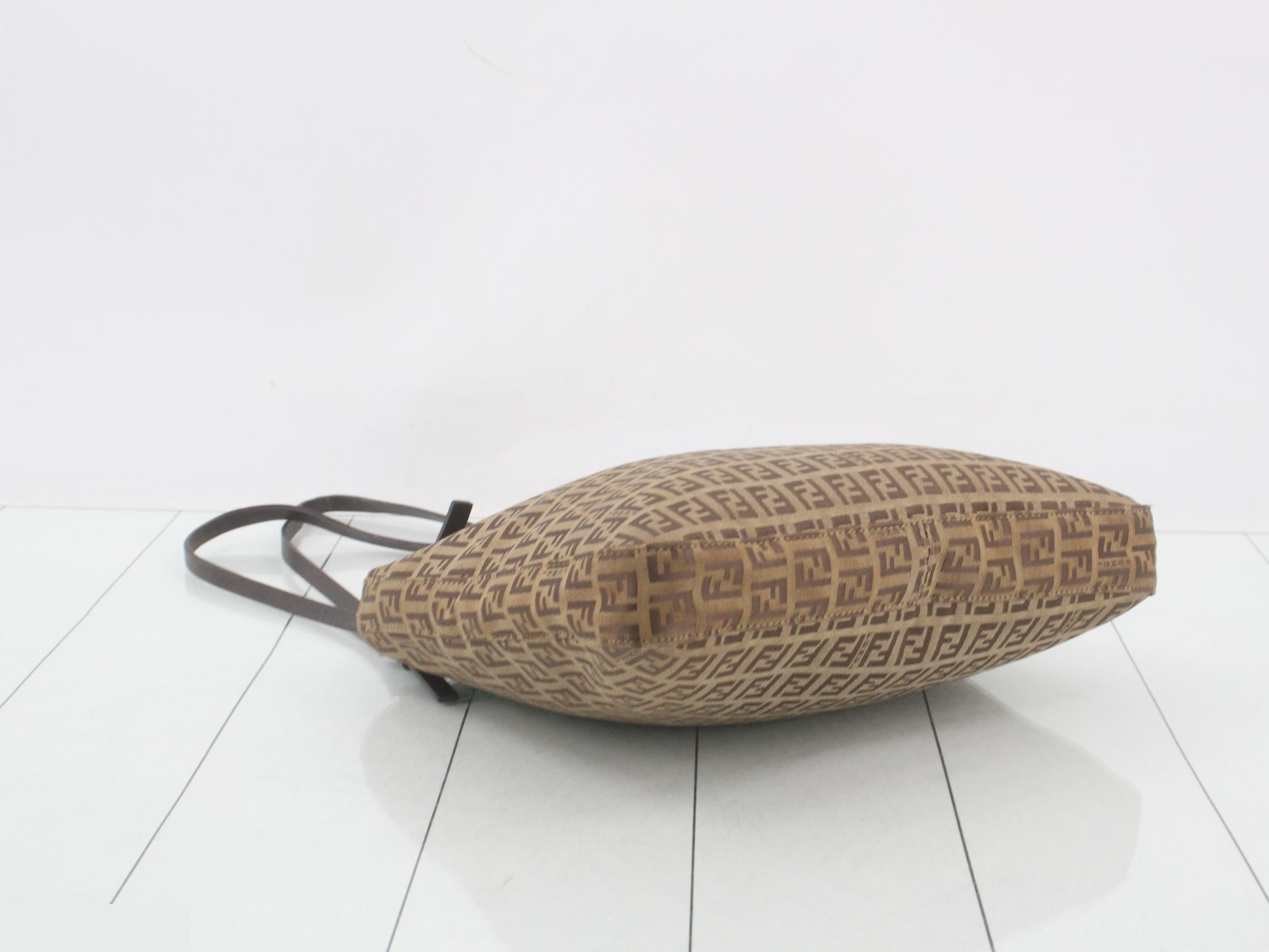 ZUCCA Mamma Bucket Shoulder Bag — view 5
