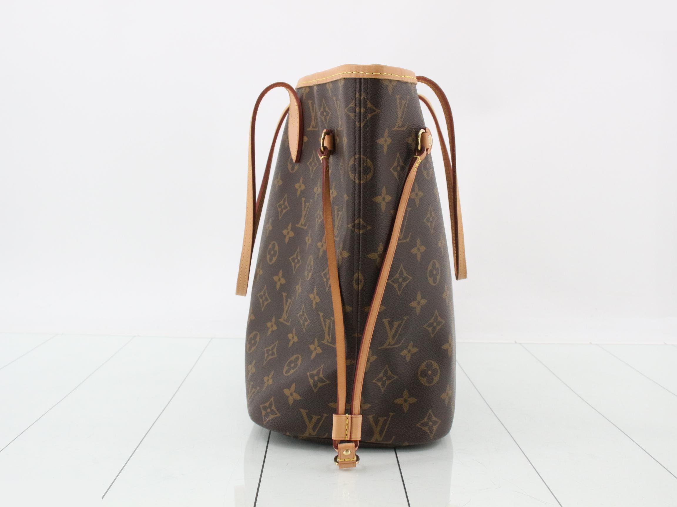 Monogram Neverfull MM Tote Bag with Pouch — view 3