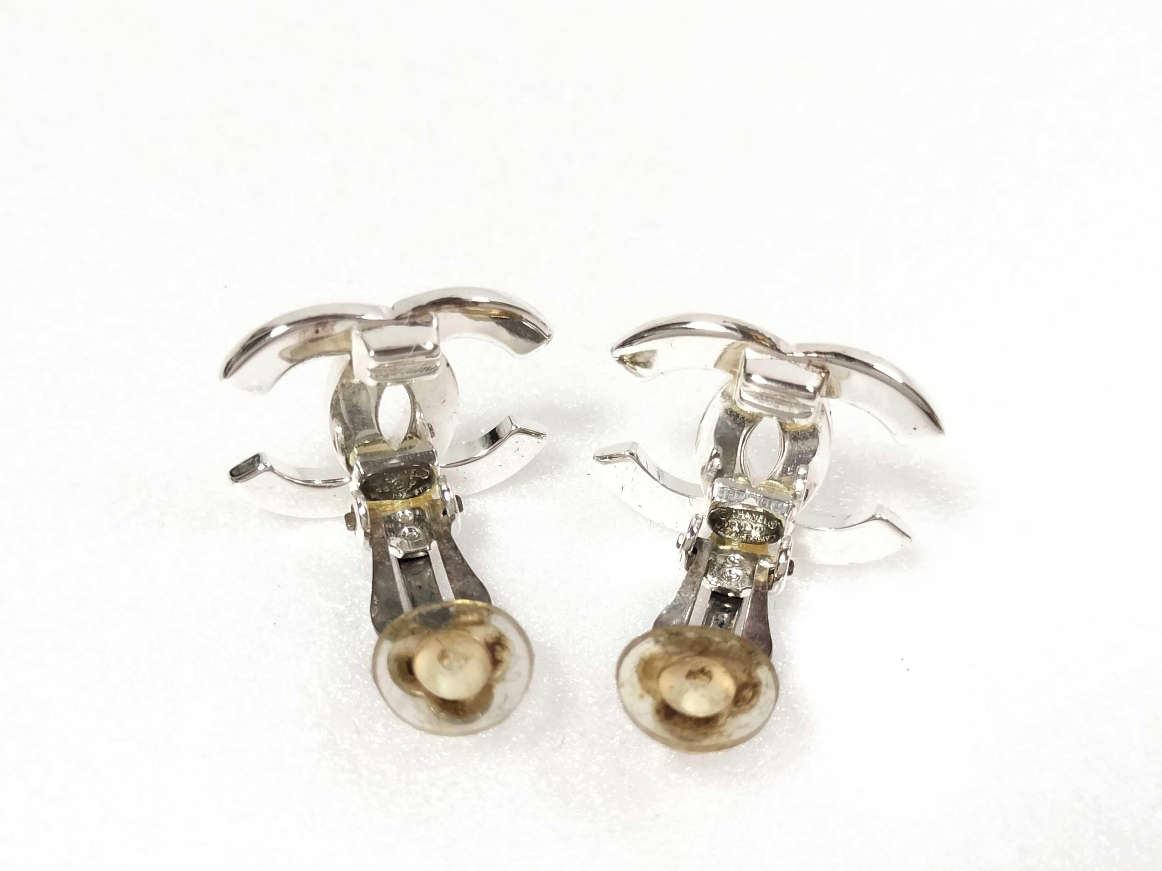 98P Earrings — view 2