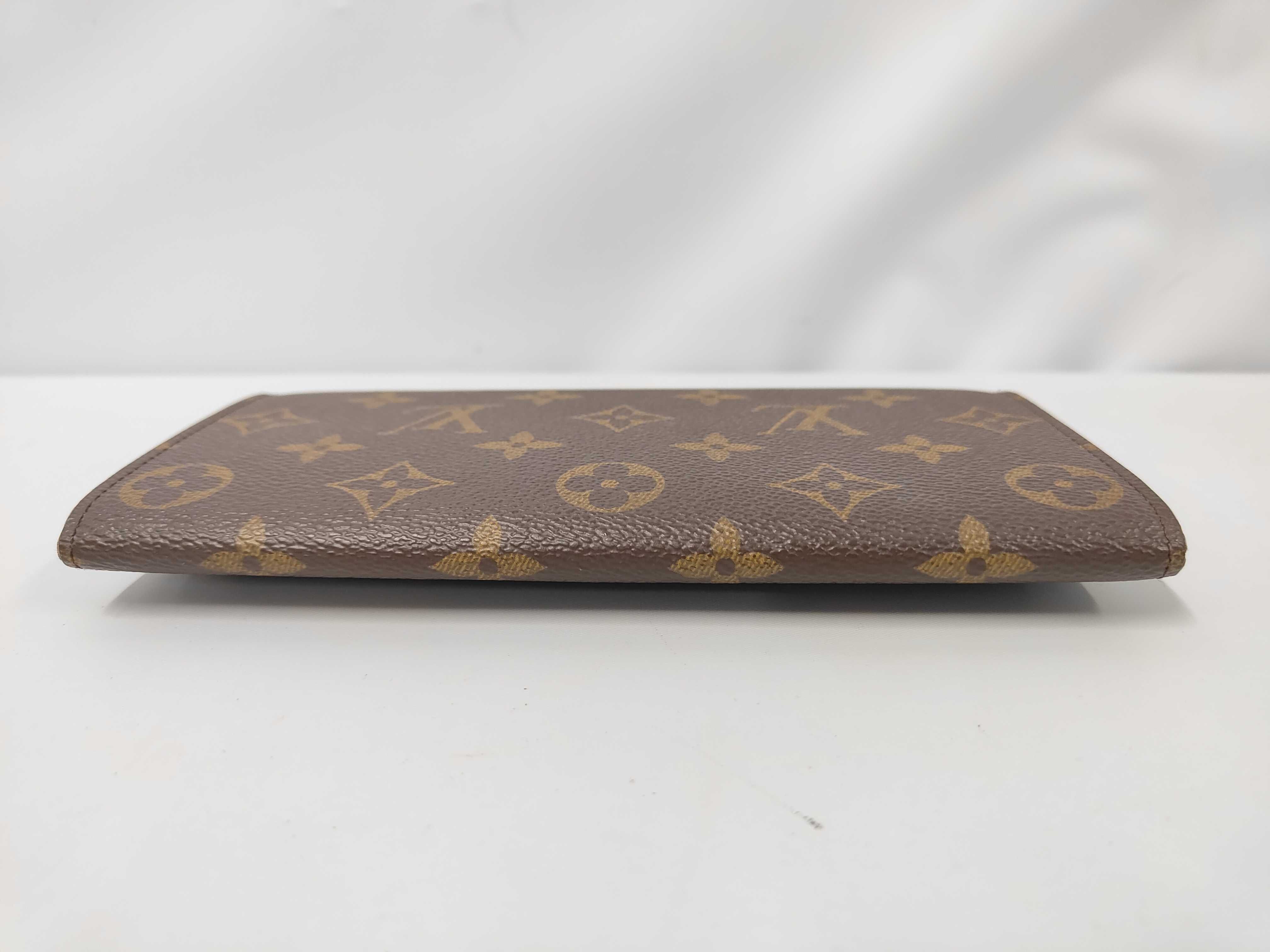 LV Portefeuille Emilie M64202 Wallet — view 4