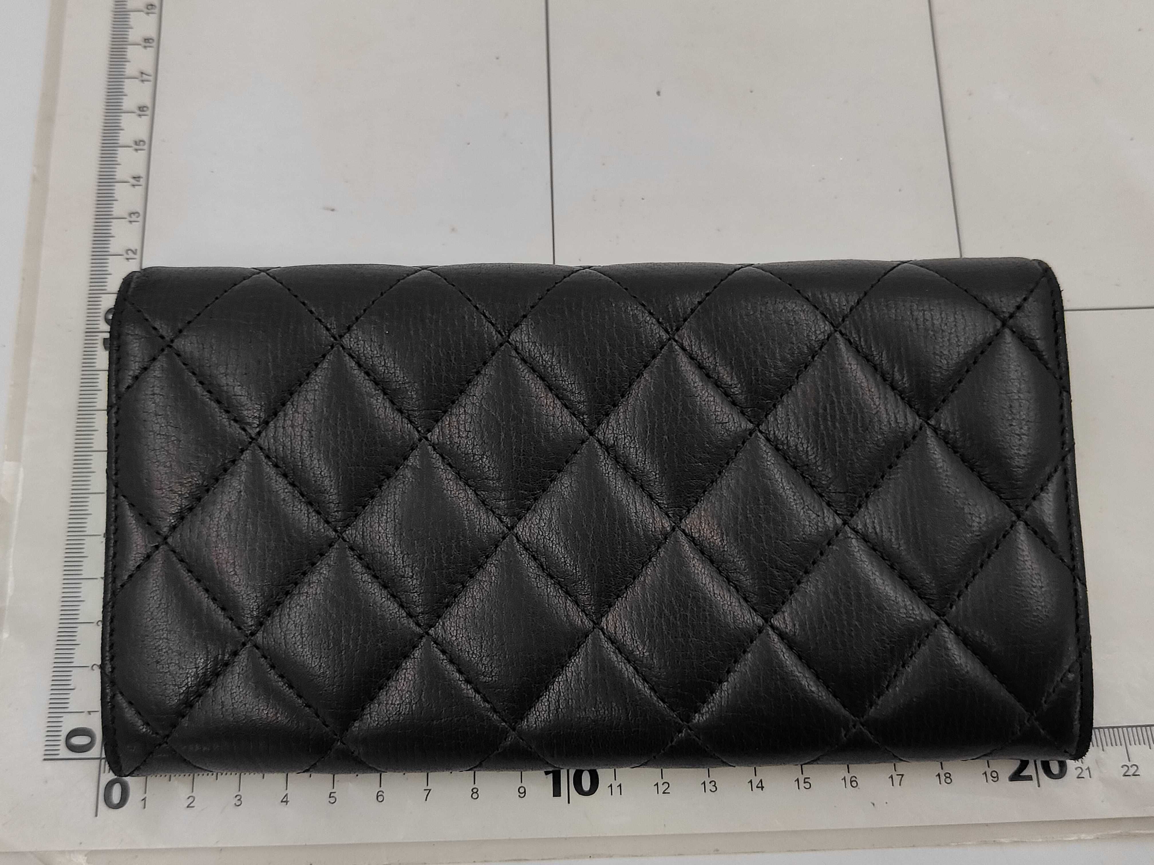 Matelasse long wallet — view 2
