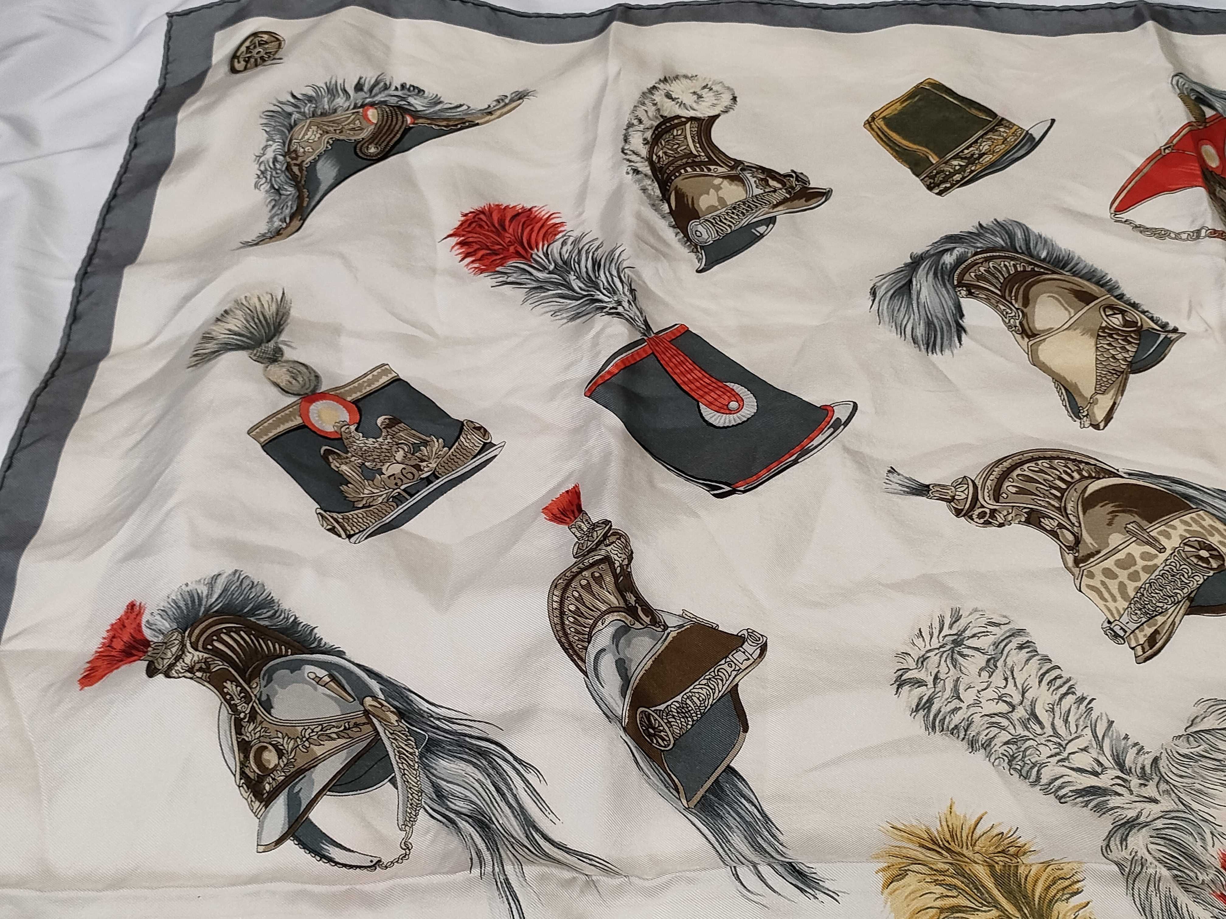 scarf, Carre 90, and other accessories. — view 6