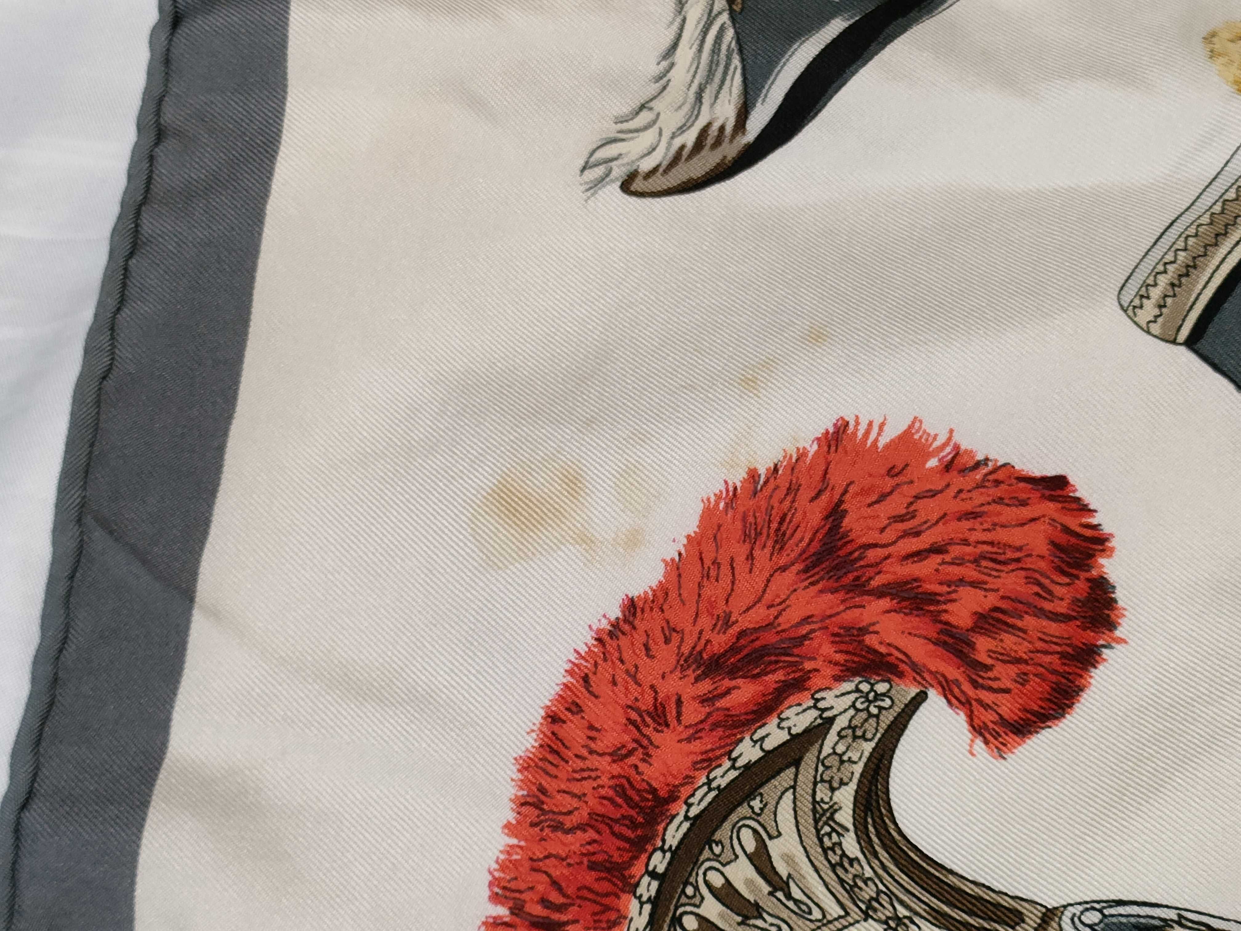 scarf, Carre 90, and other accessories. — view 9