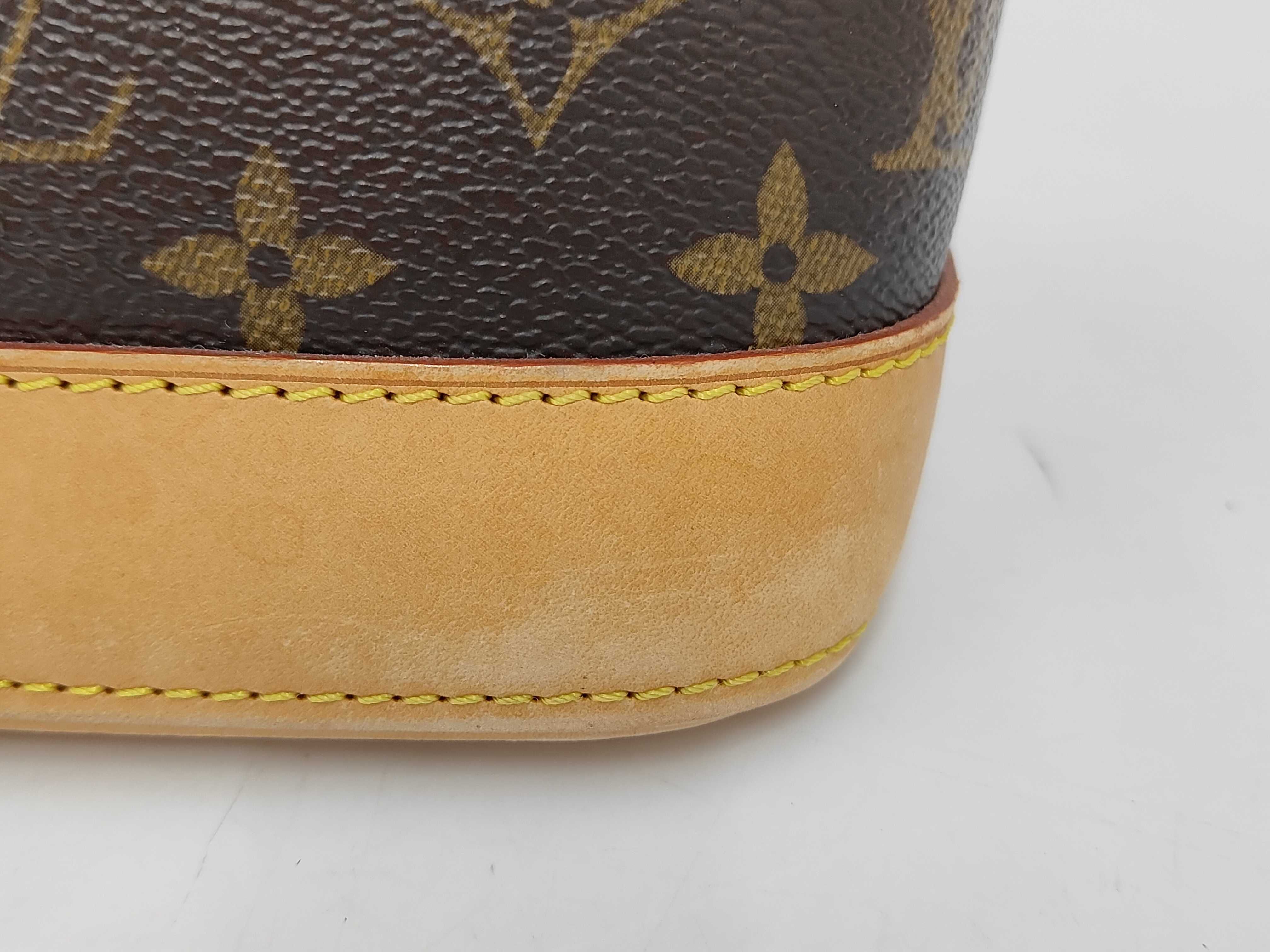 Monogram LV Monogram Alma PM M51130 FL0036 Handbag — view 4