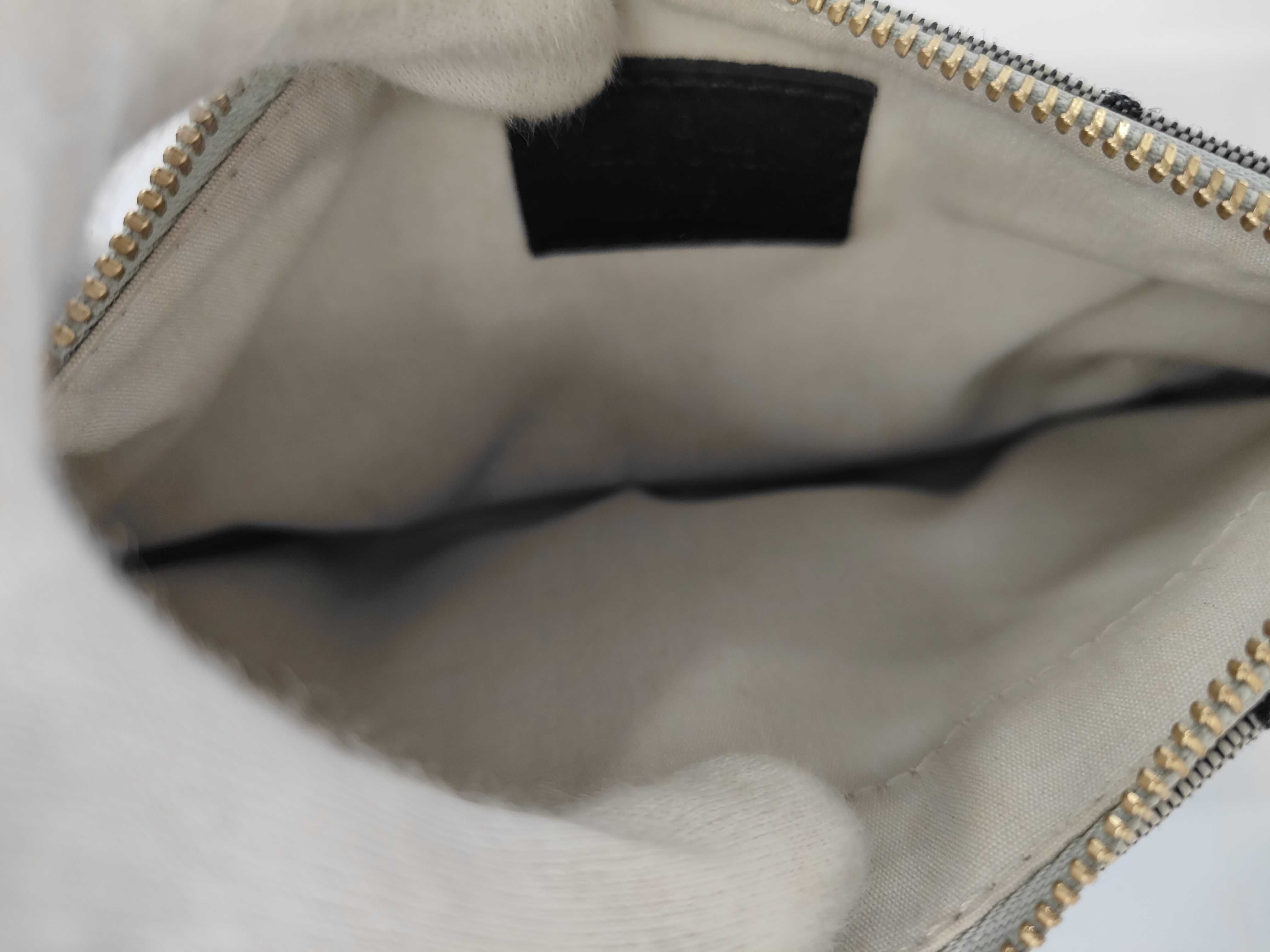 M92695 Pouch — view 4