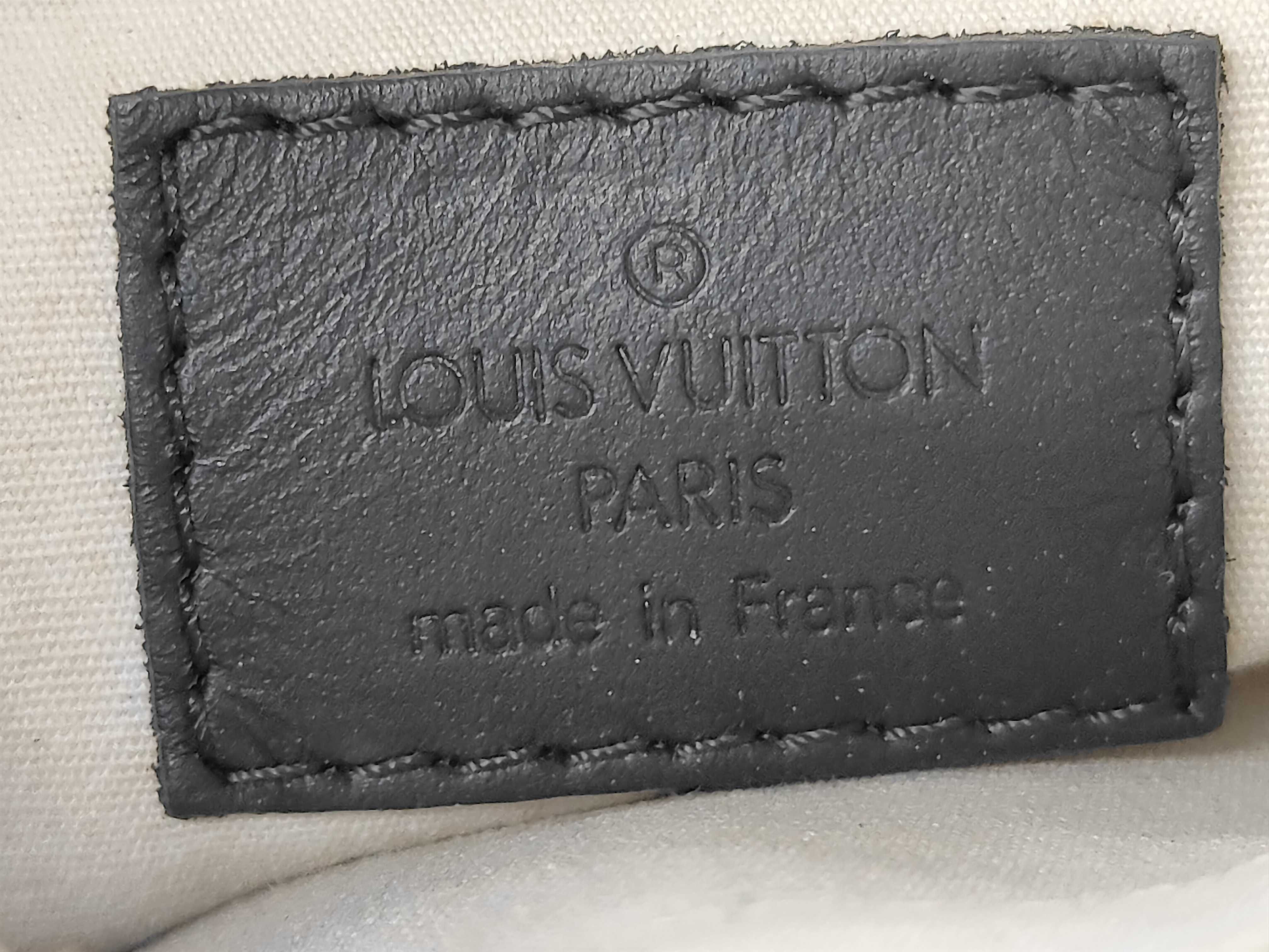 M92695 Pouch — view 5