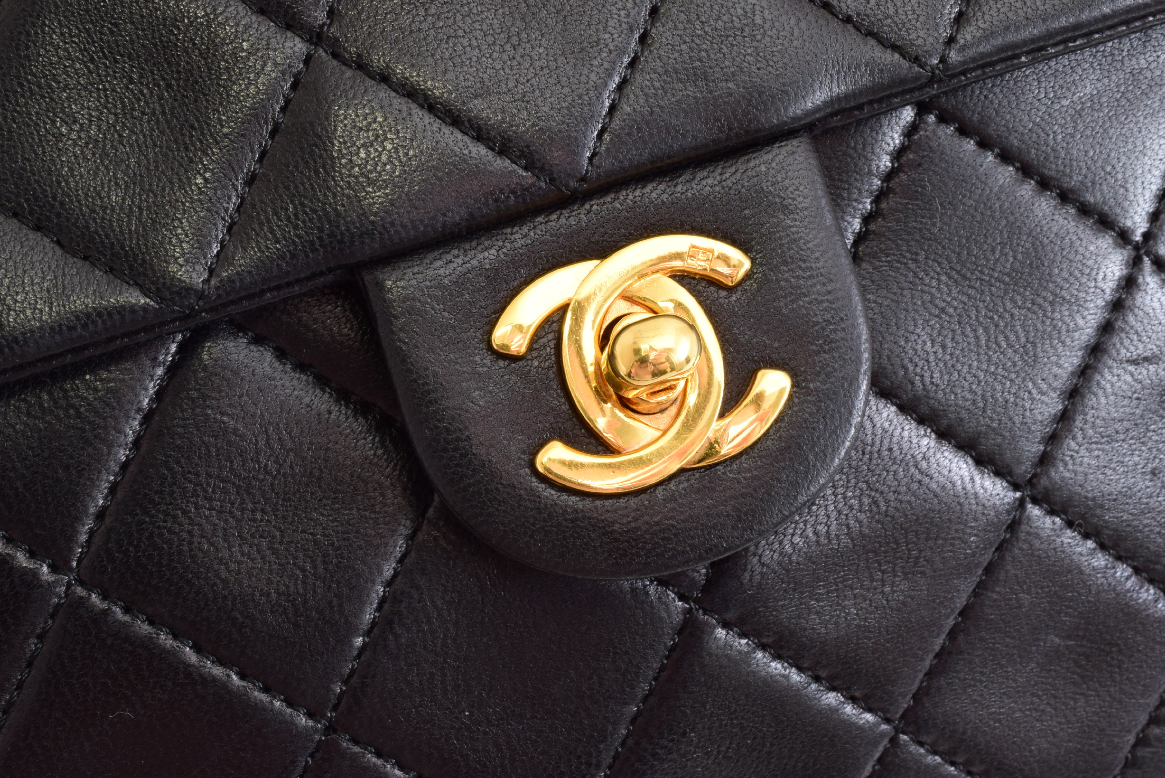 Mini Matelassé 20 Lambskin Black Chain Shoulder Bag — view 8