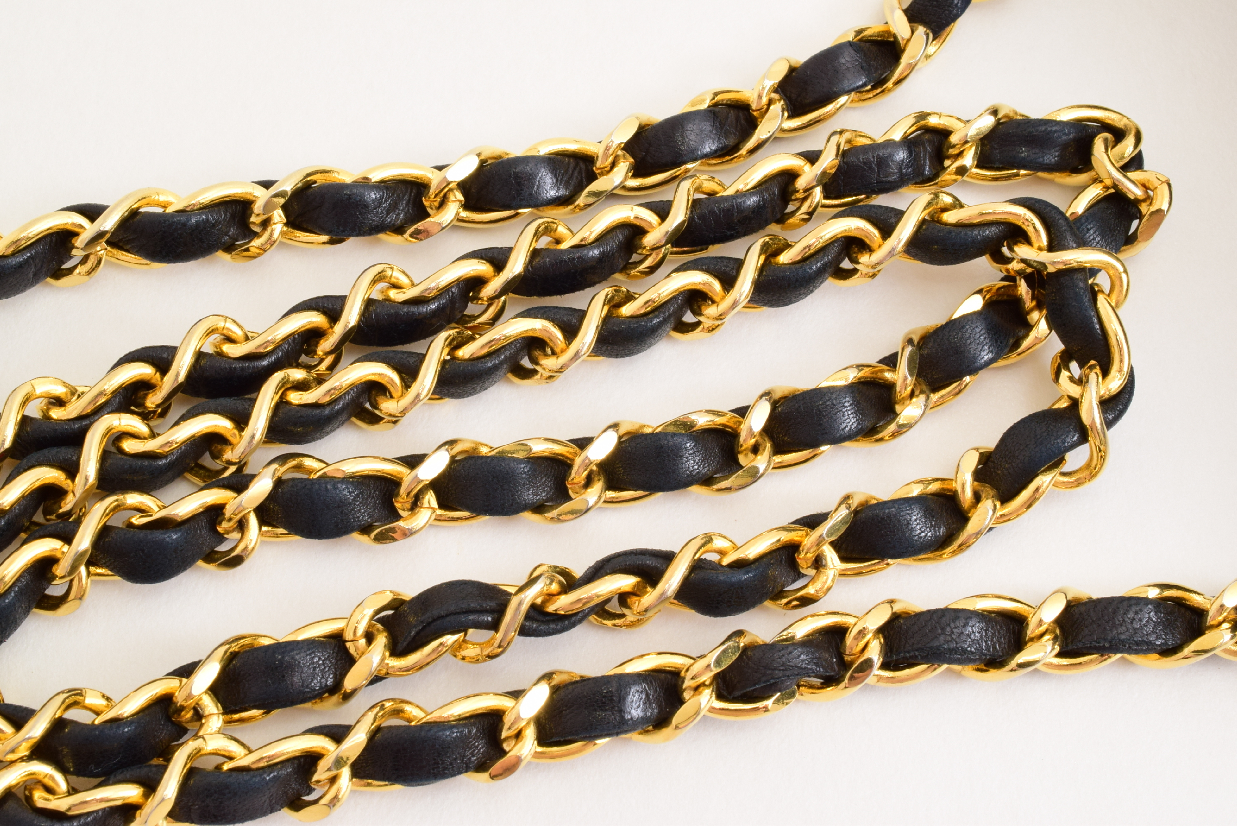 Mini Matelassé 20 Lambskin Black Chain Shoulder Bag — view 9