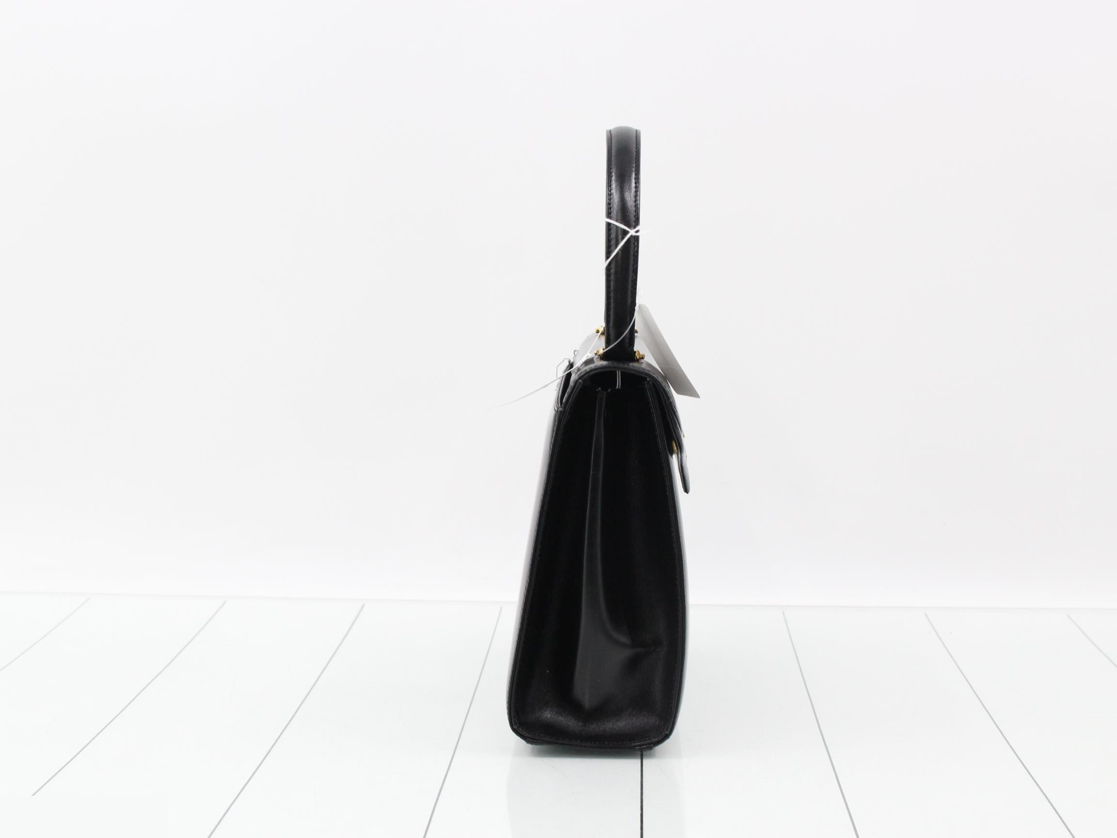 handbag — view 4