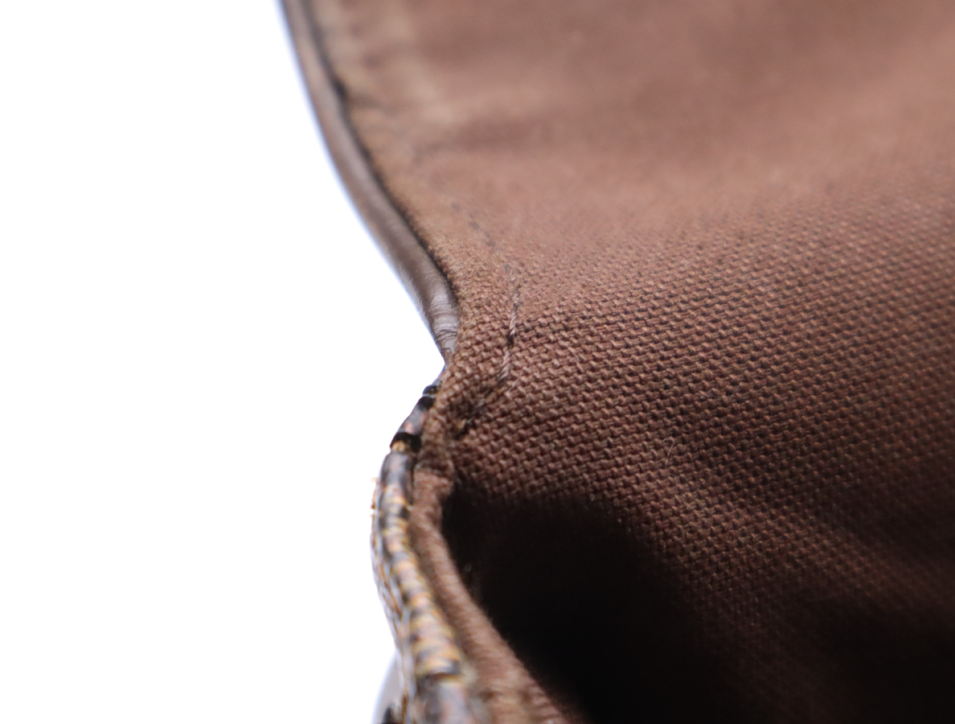 N51212 Damier Brooklyn GM Shoulder Bag — view 15