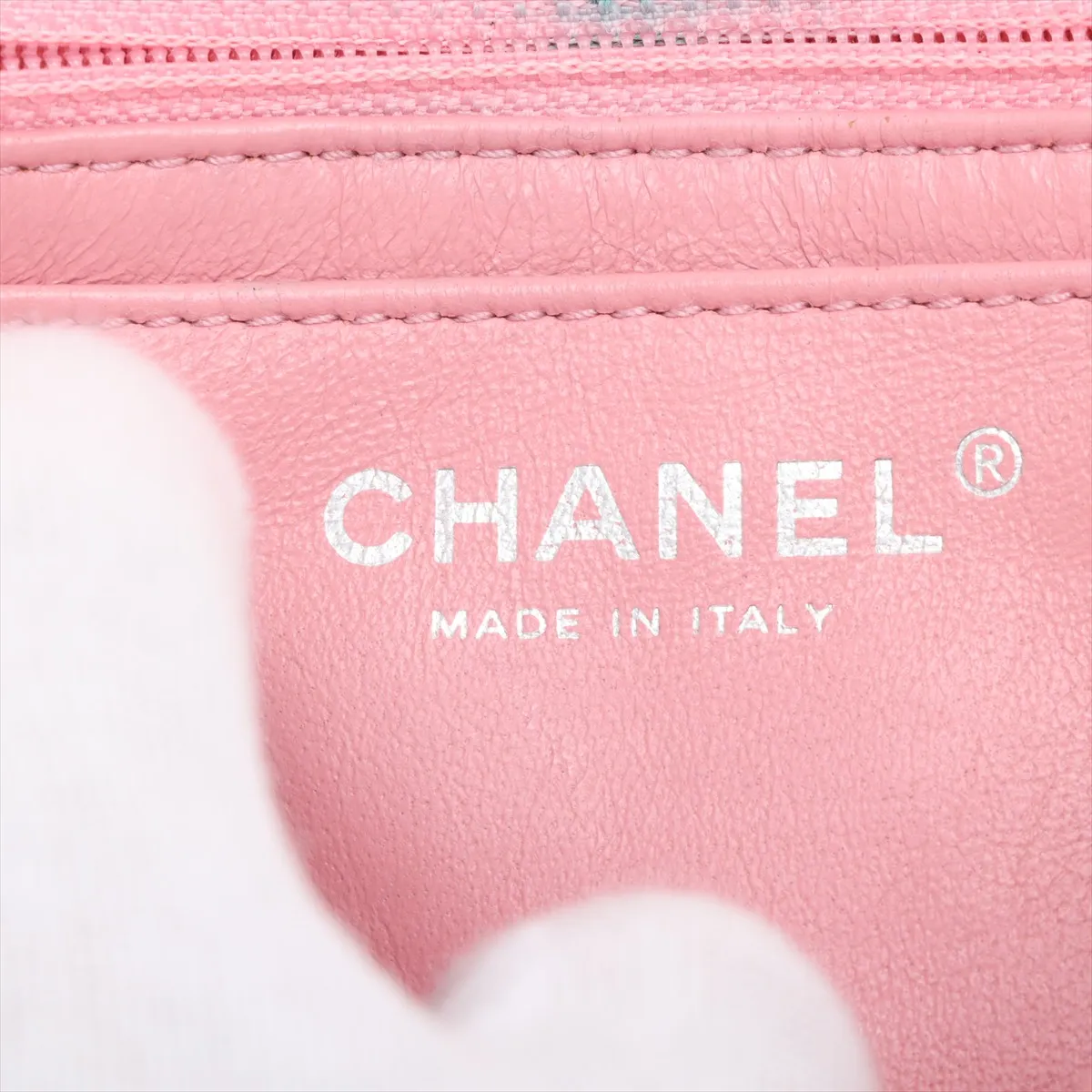Mini Matelasse 17 Leather Single Flap Single Chain Bag Pink Silver Hardware 12622640 12th Series A35200 — view 9