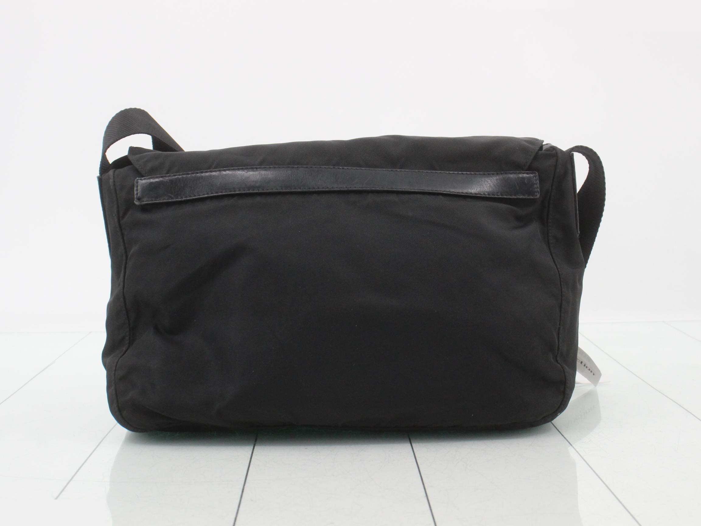Logo Plate Shoulder Bag — view 2
