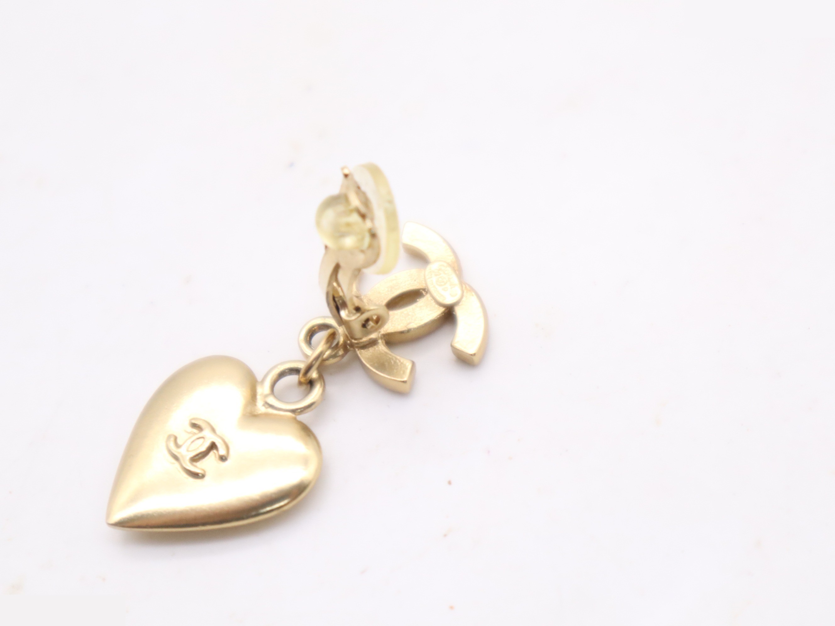 GP Coco Mark Rhinestone Heart Earrings 02P — view 7