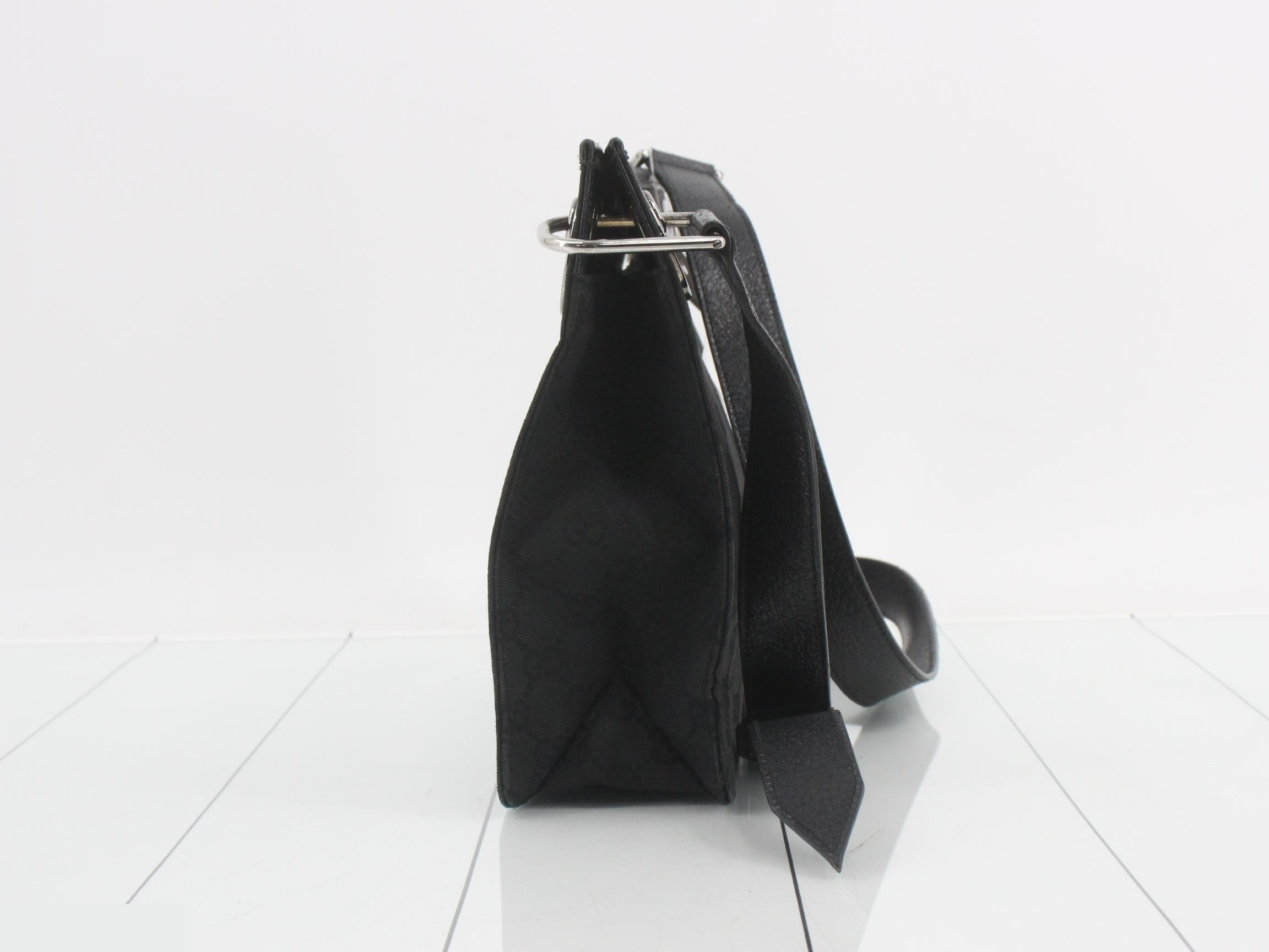 GG Canvas (Bag) - Shoulder Bag — view 4