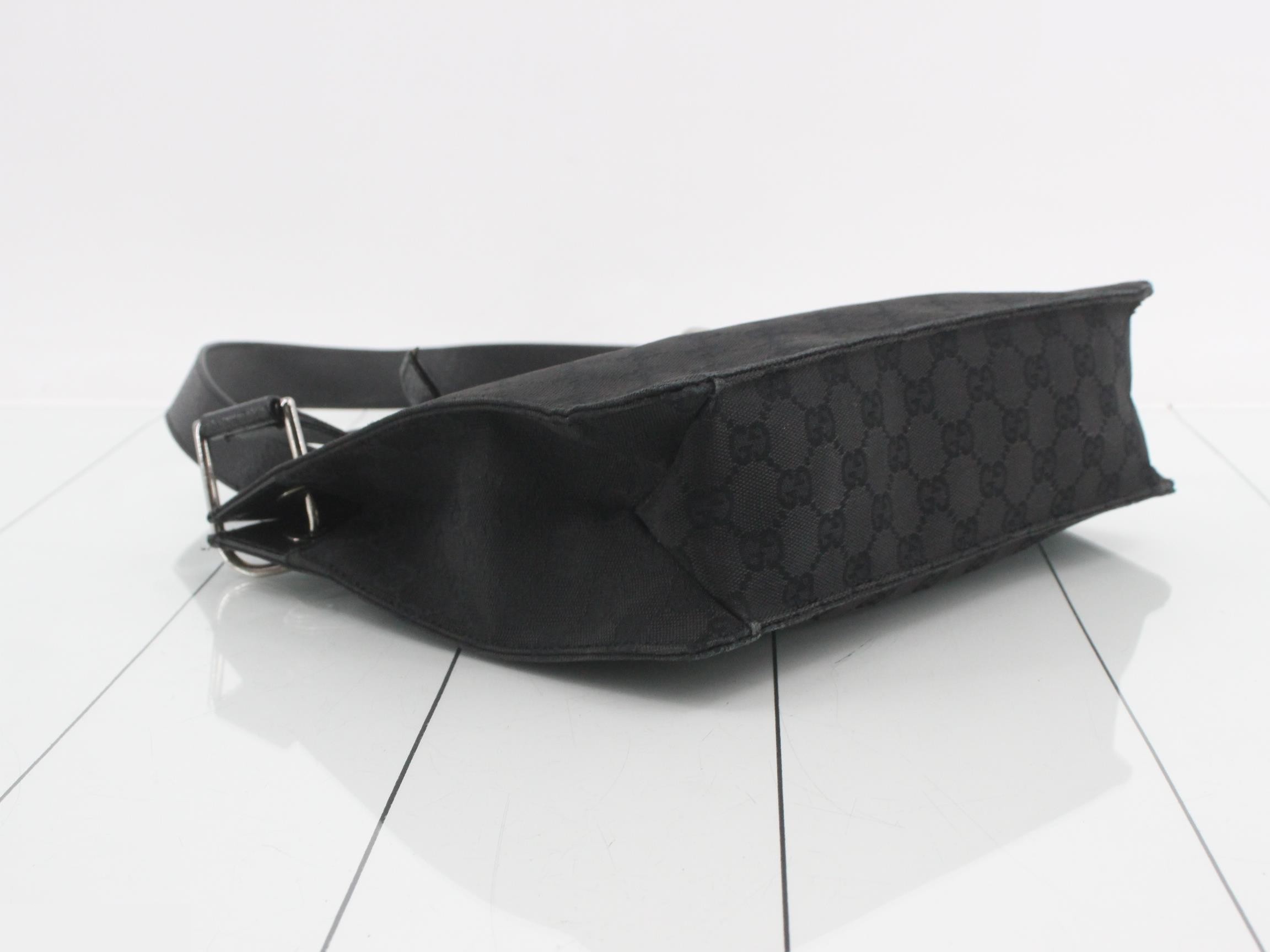 GG Canvas (Bag) - Shoulder Bag — view 5