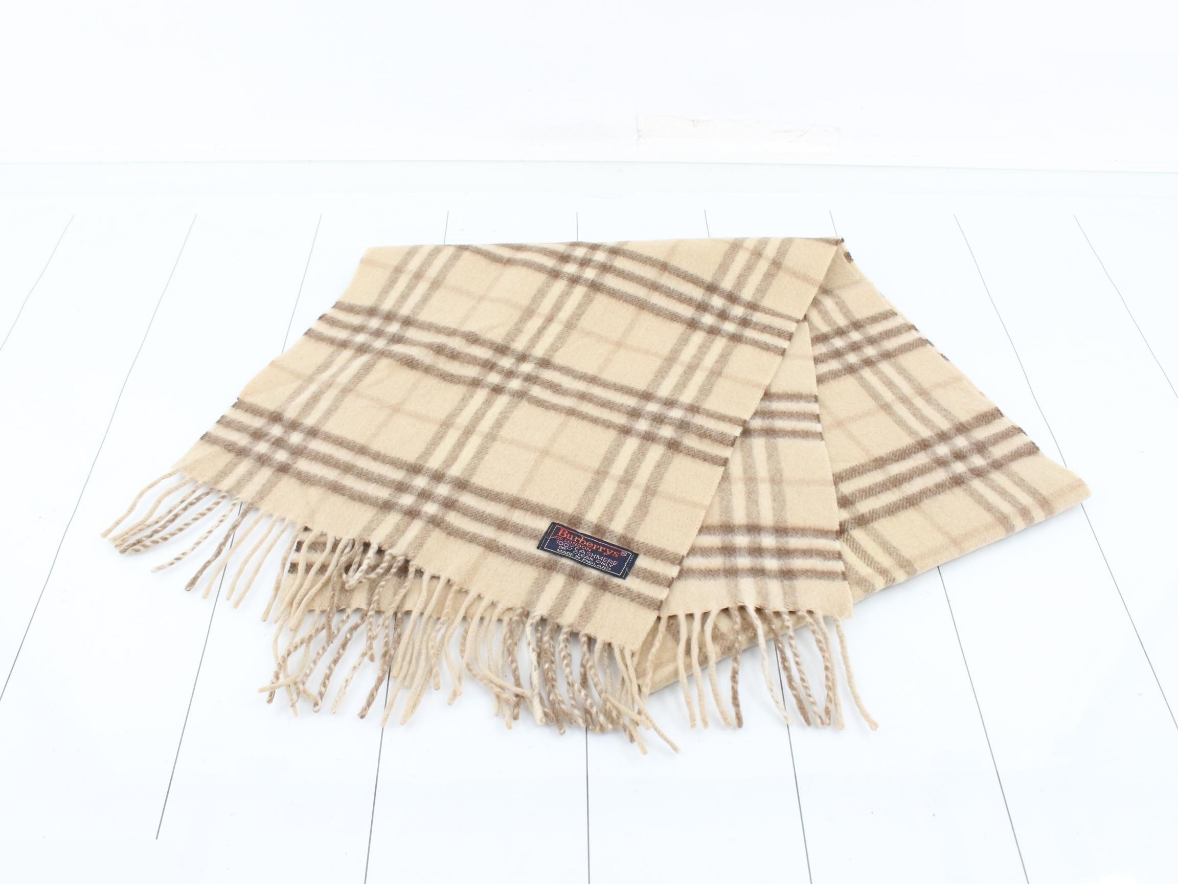 Other lines: Small items, accessories, and scarves — view 2