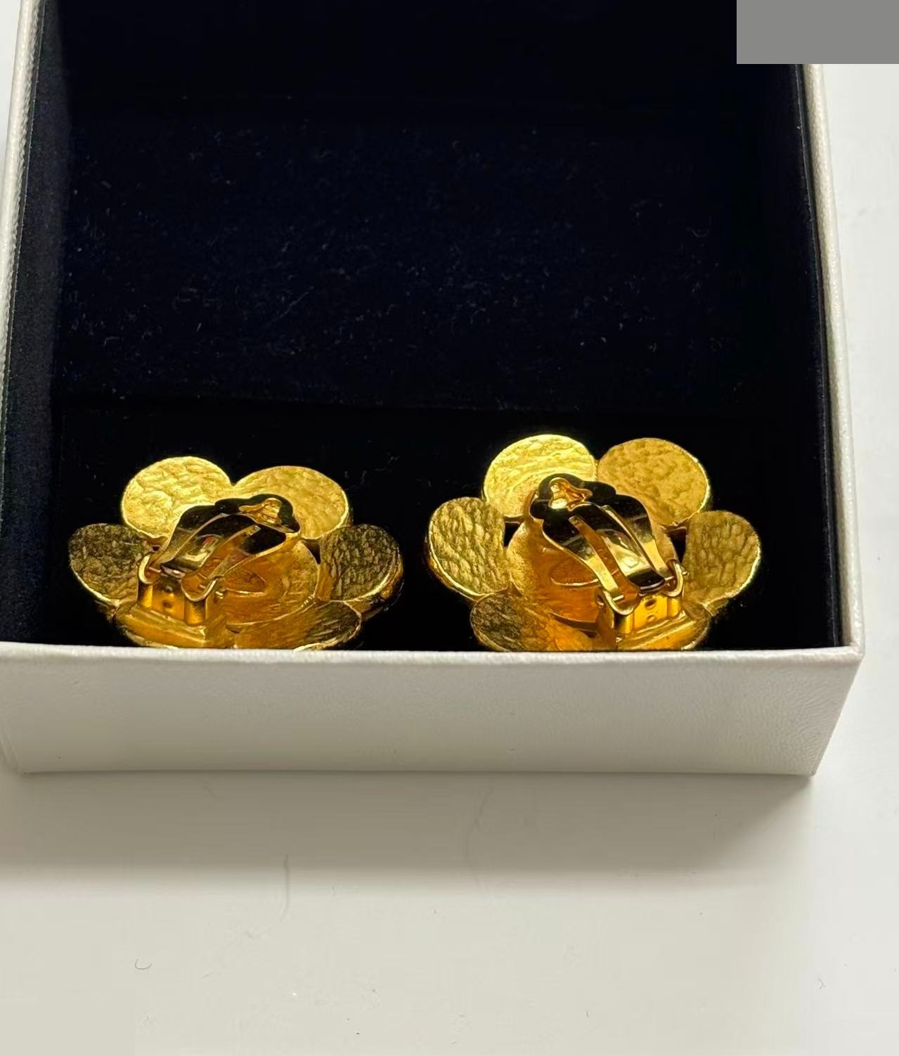 Camellia earrings, 97A, with box. — view 4