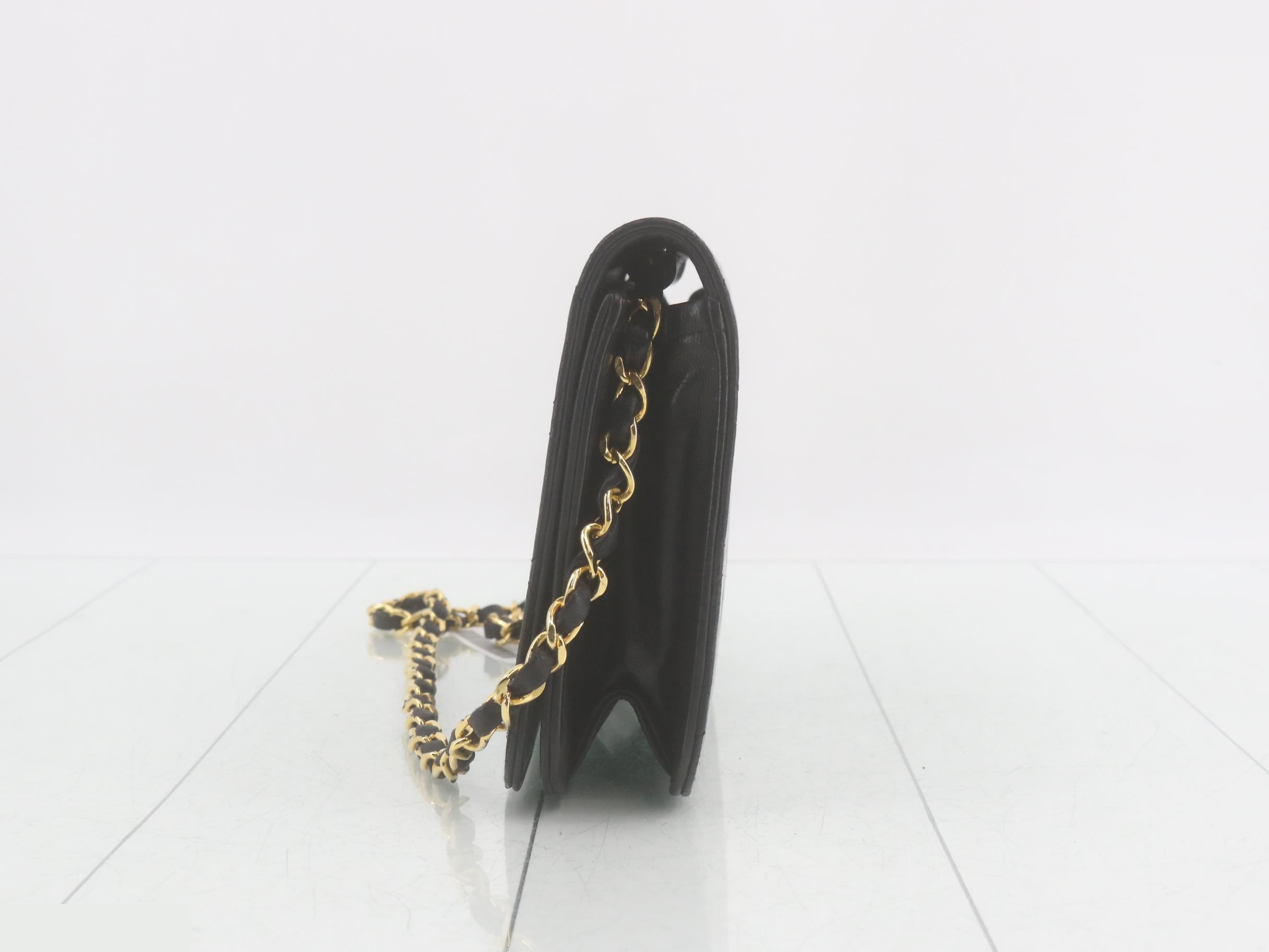 Matelassé Chain Shoulder Bag, Lambskin, Gold Hardware, Black — view 3