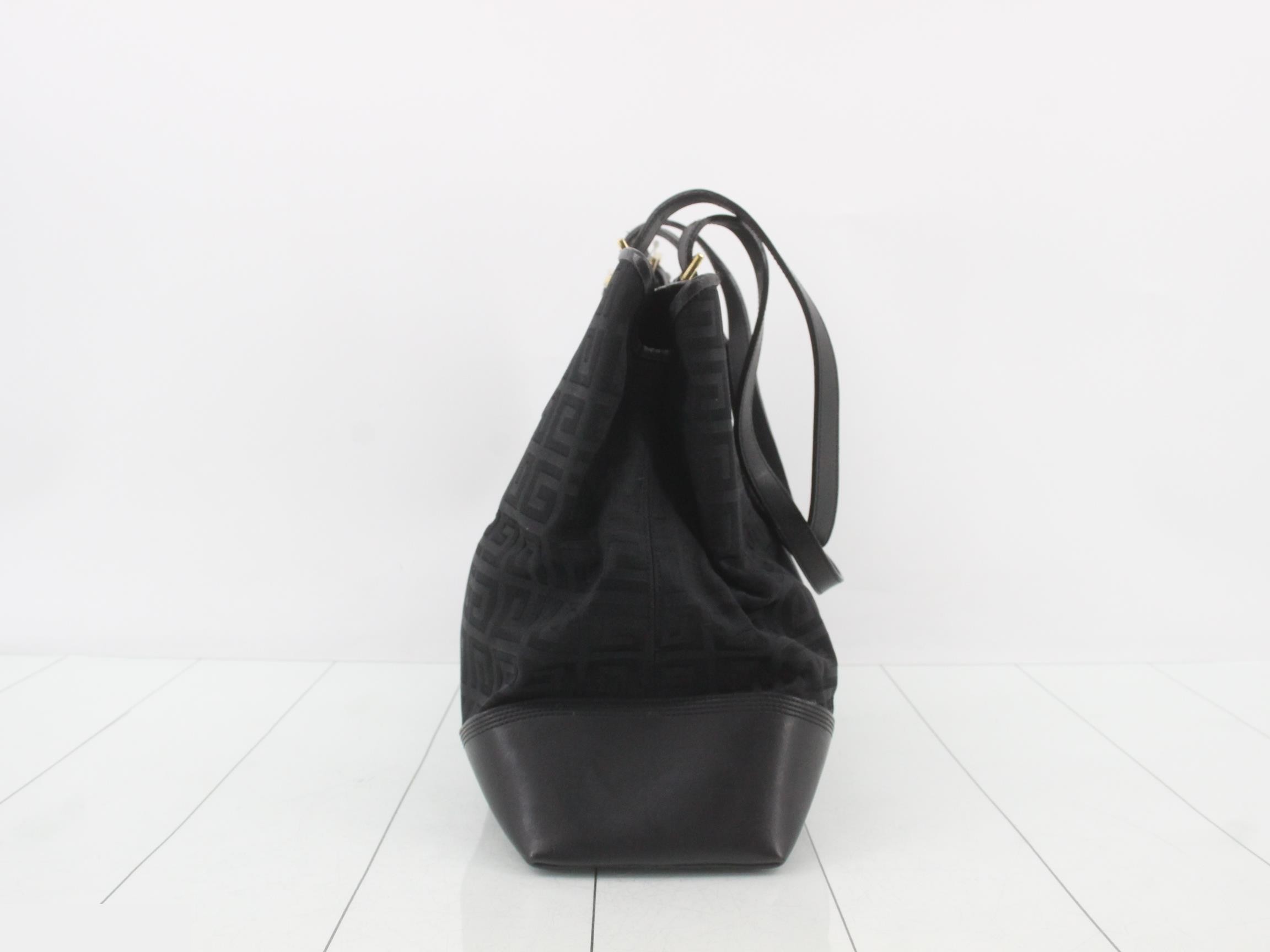 tote bag, black, with anagram logo. — view 4