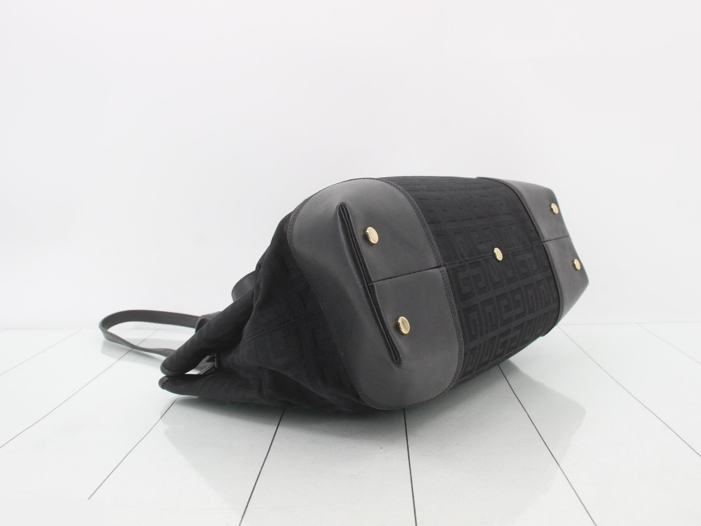 tote bag, black, with anagram logo. — view 5