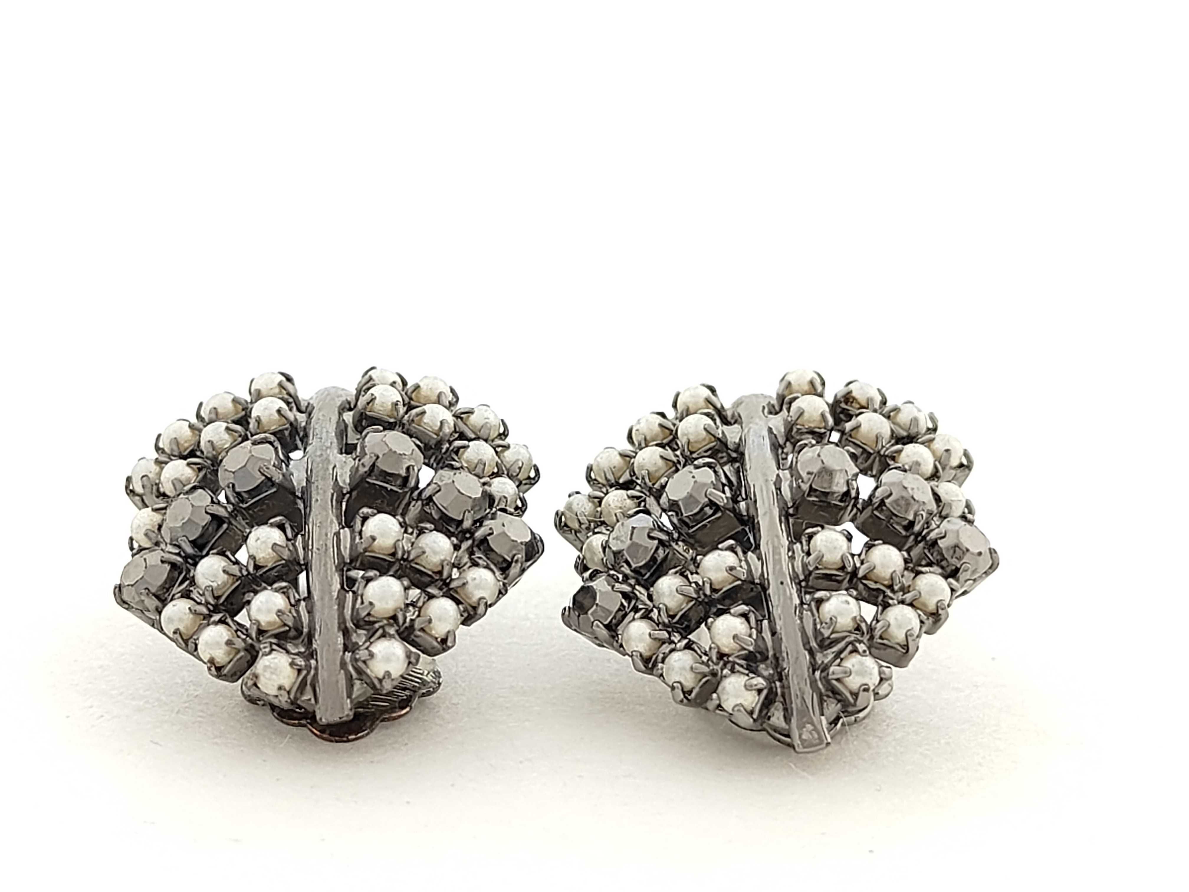 pearl rhinestone silver 9.8g earrings — view 9