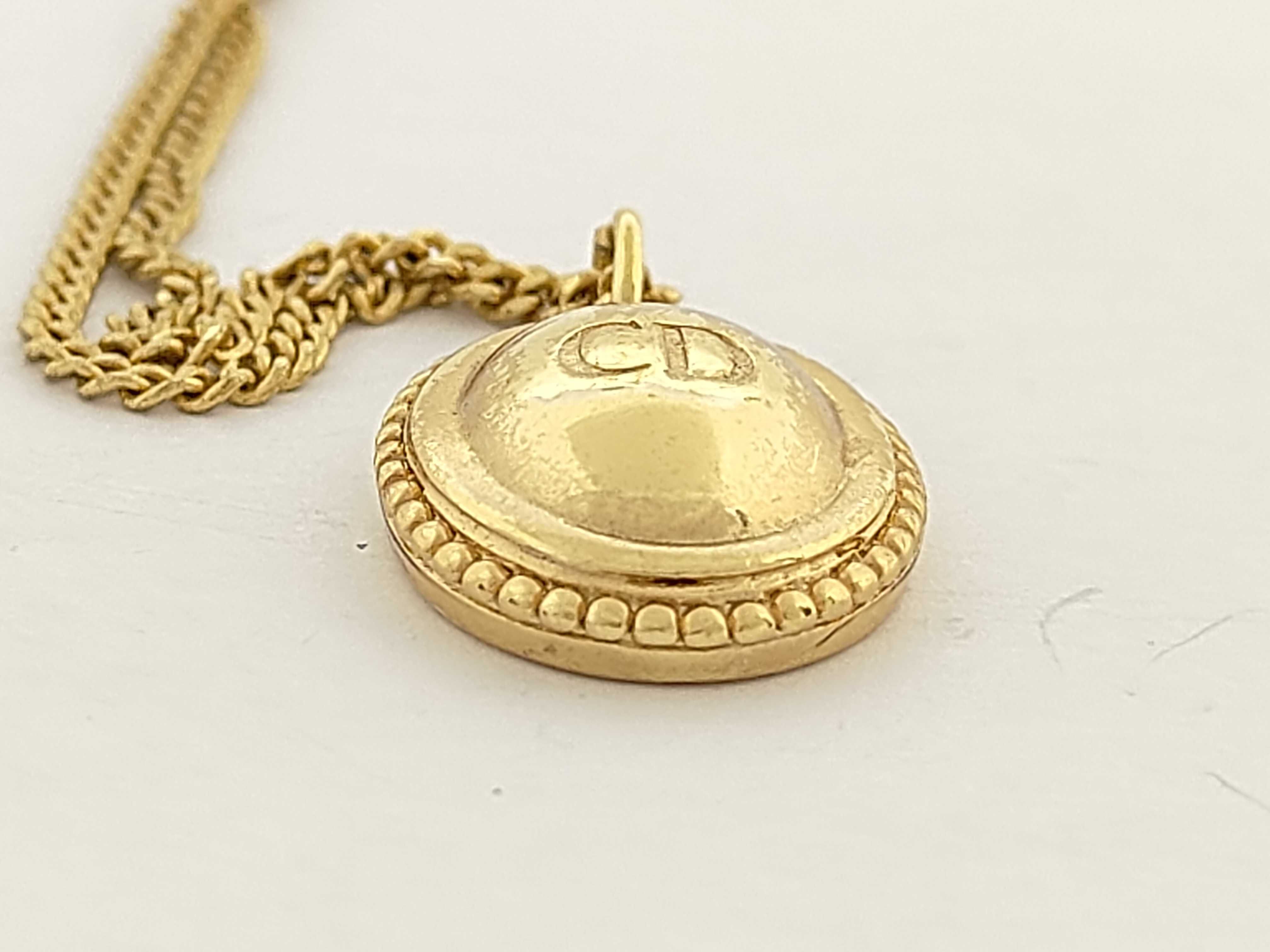 necklace, gold, logo, accessory collection (accessories) — view 5
