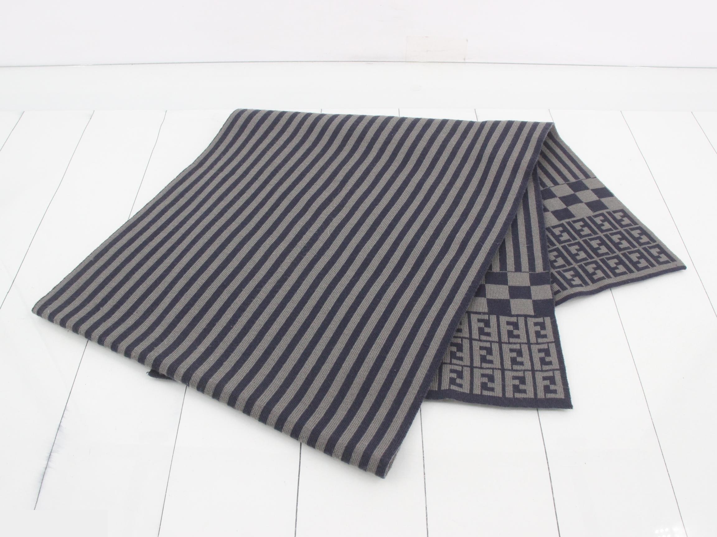 ZUCCA scarf with tag — view 3