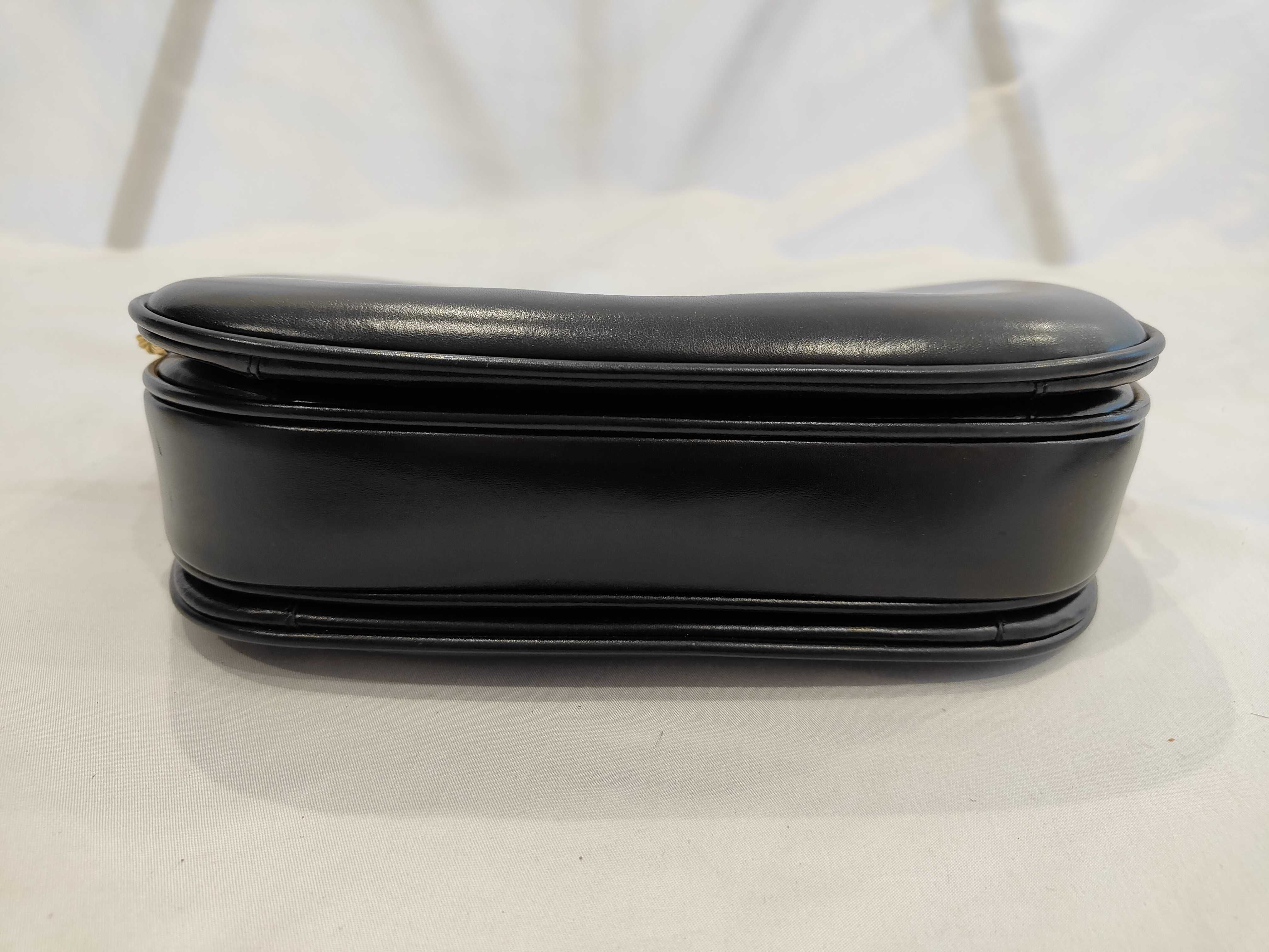 Macadam Leather Chain Shoulder Bag — view 3