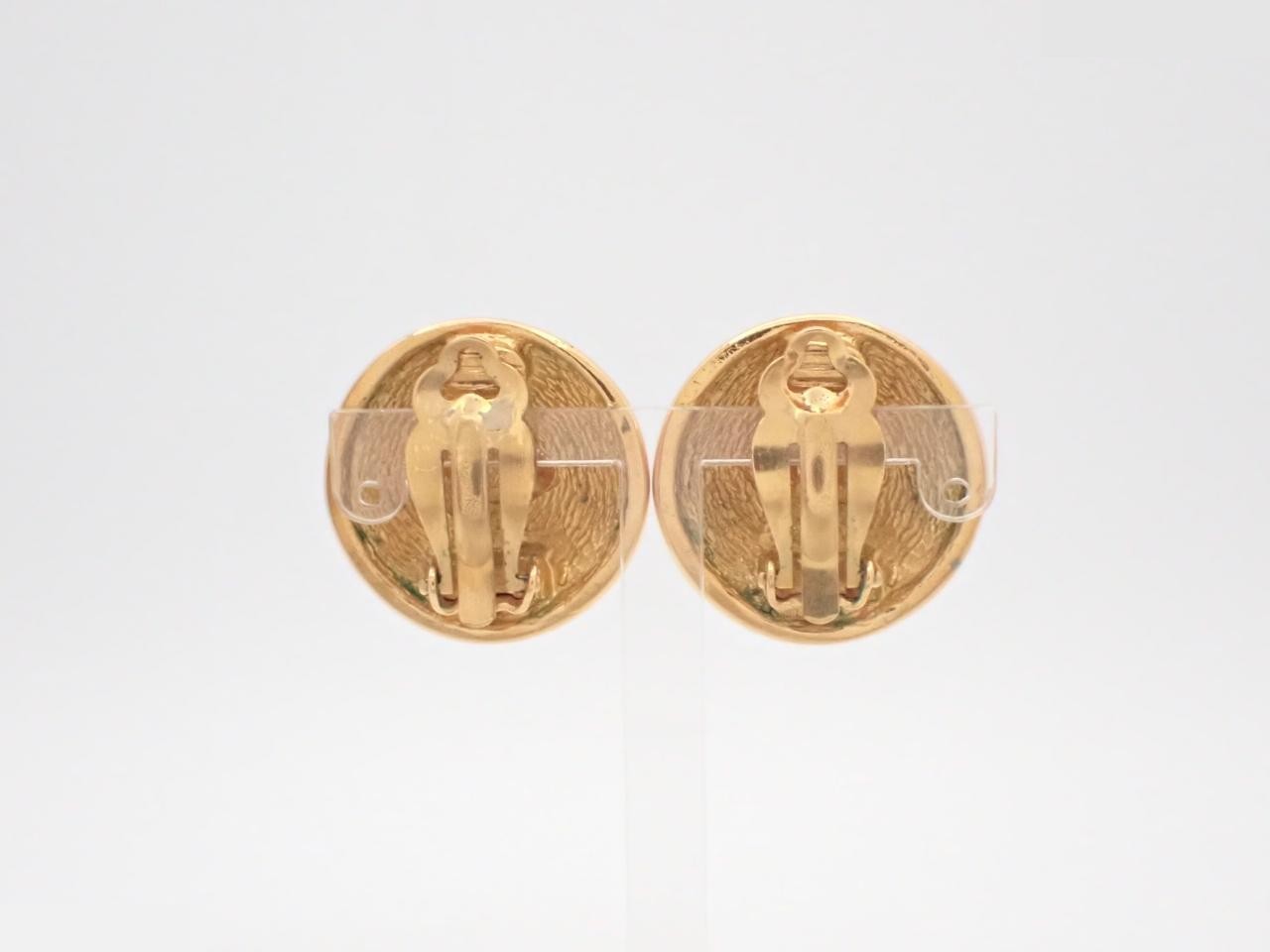 Sous le cygne du lion earrings — view 2