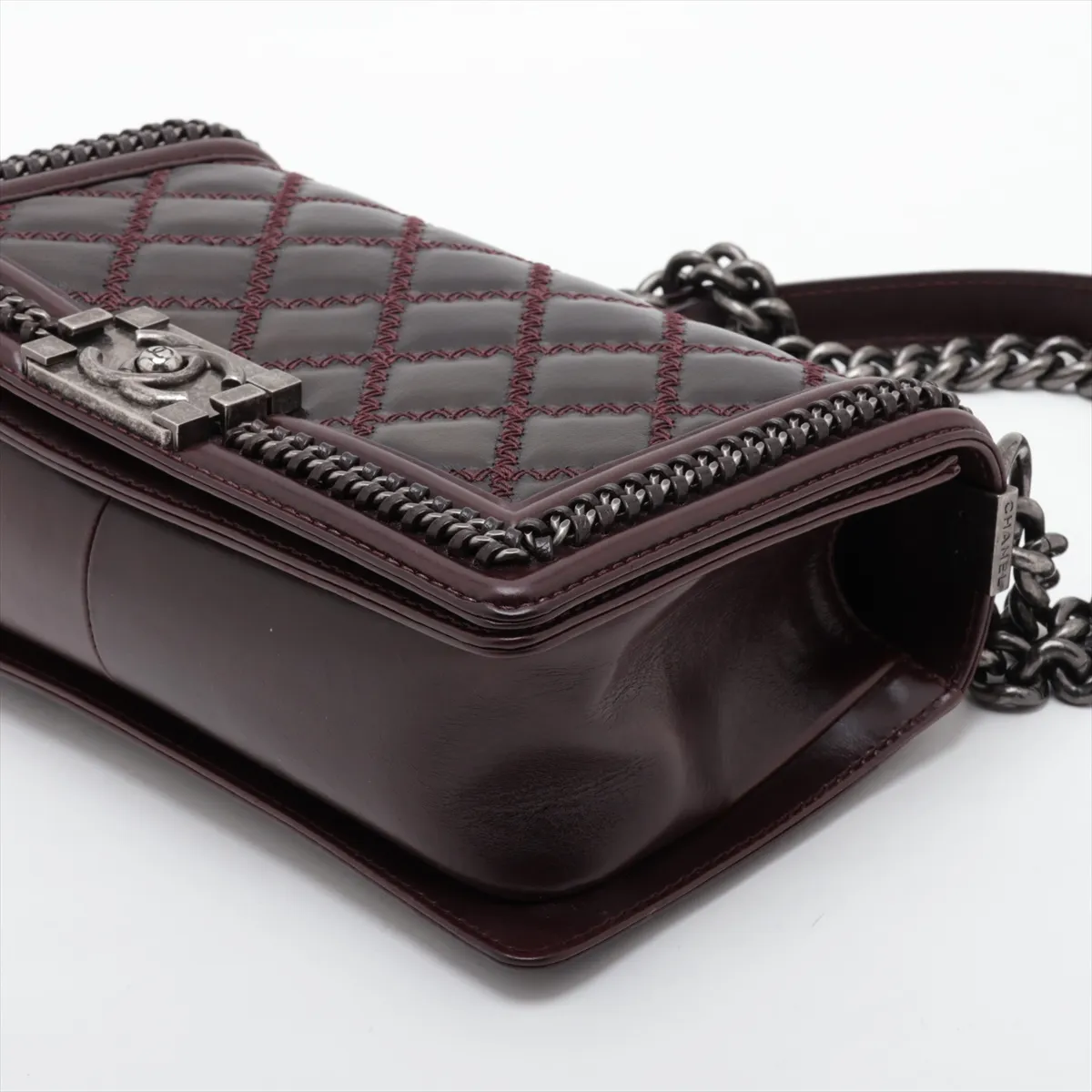 Boy Chanel Leather 2-Way Handbag, Top Handle, Bordeaux, Gunmetal Hardware, 21020955, Serial Number 21 — view 3