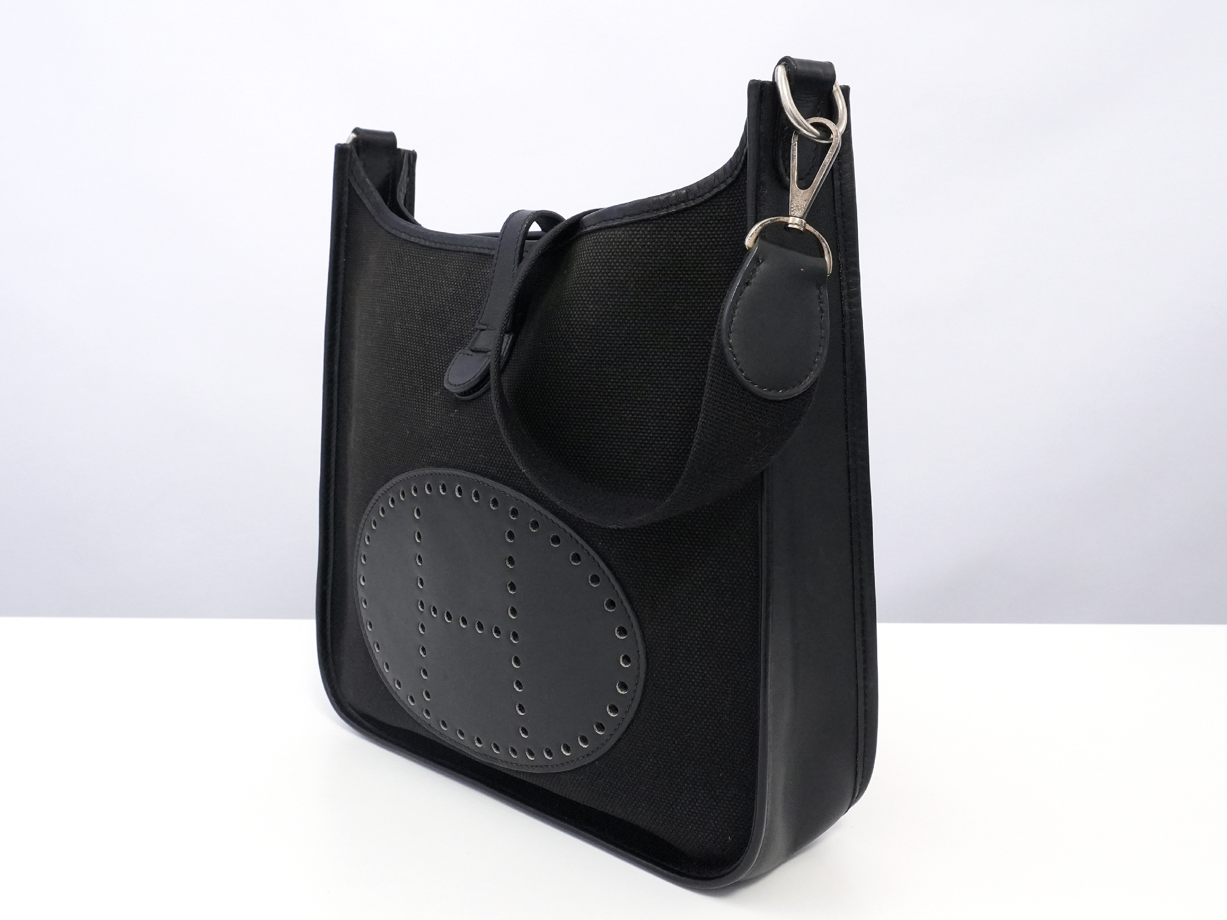 Evelyne Toile H Shoulder Bag — view 9