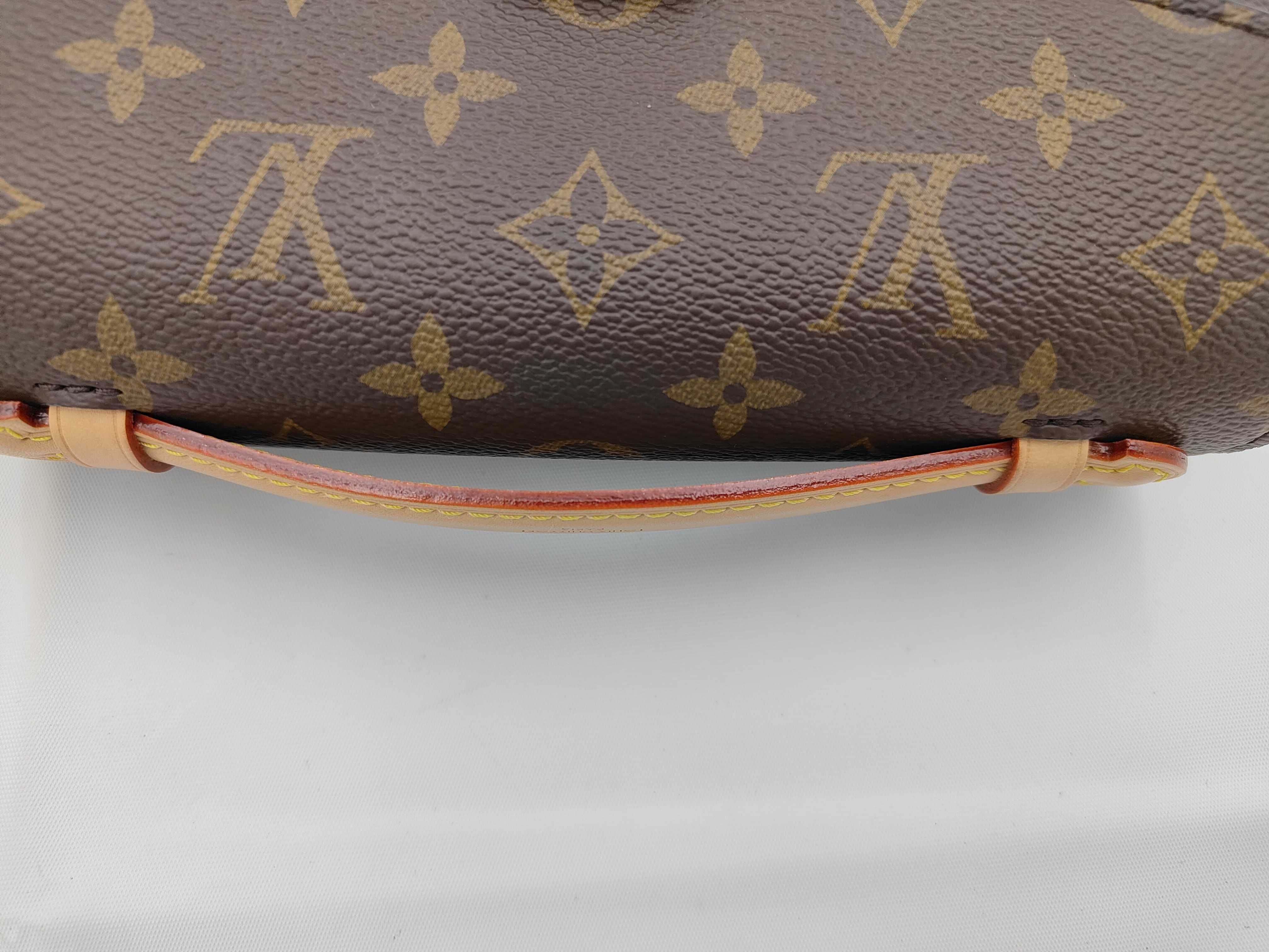 Monogram Pochette Metis EW M46279 Shoulder Bag (RFID detected) — view 3