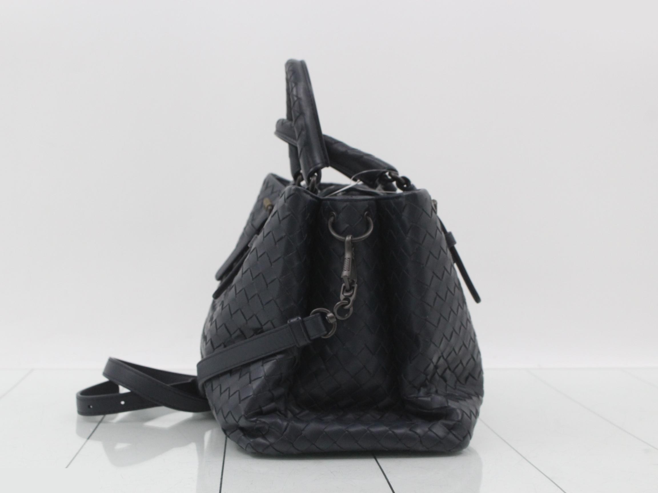 Intrecciato (bag) Roma 2-way handbag, navy — view 3